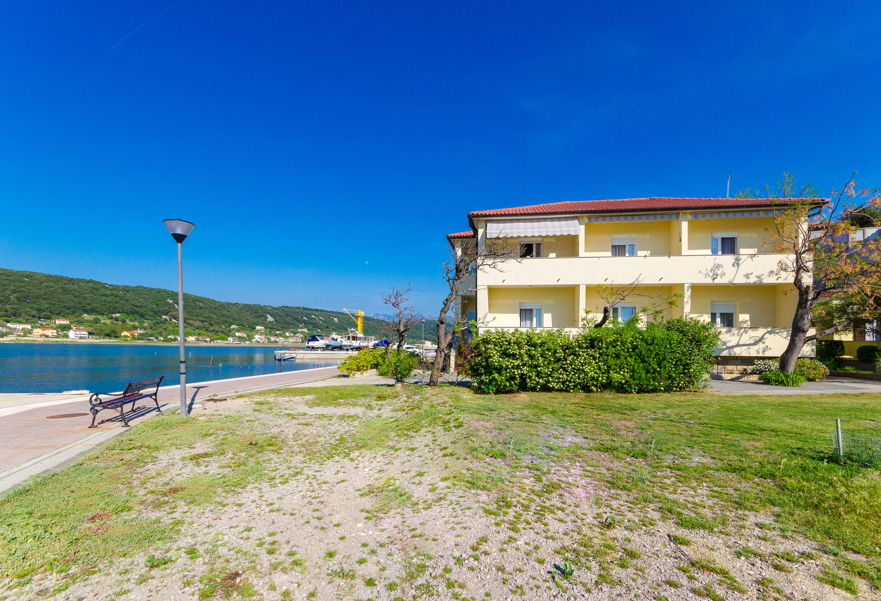 Apartments Darko by the sea 68091-A2
