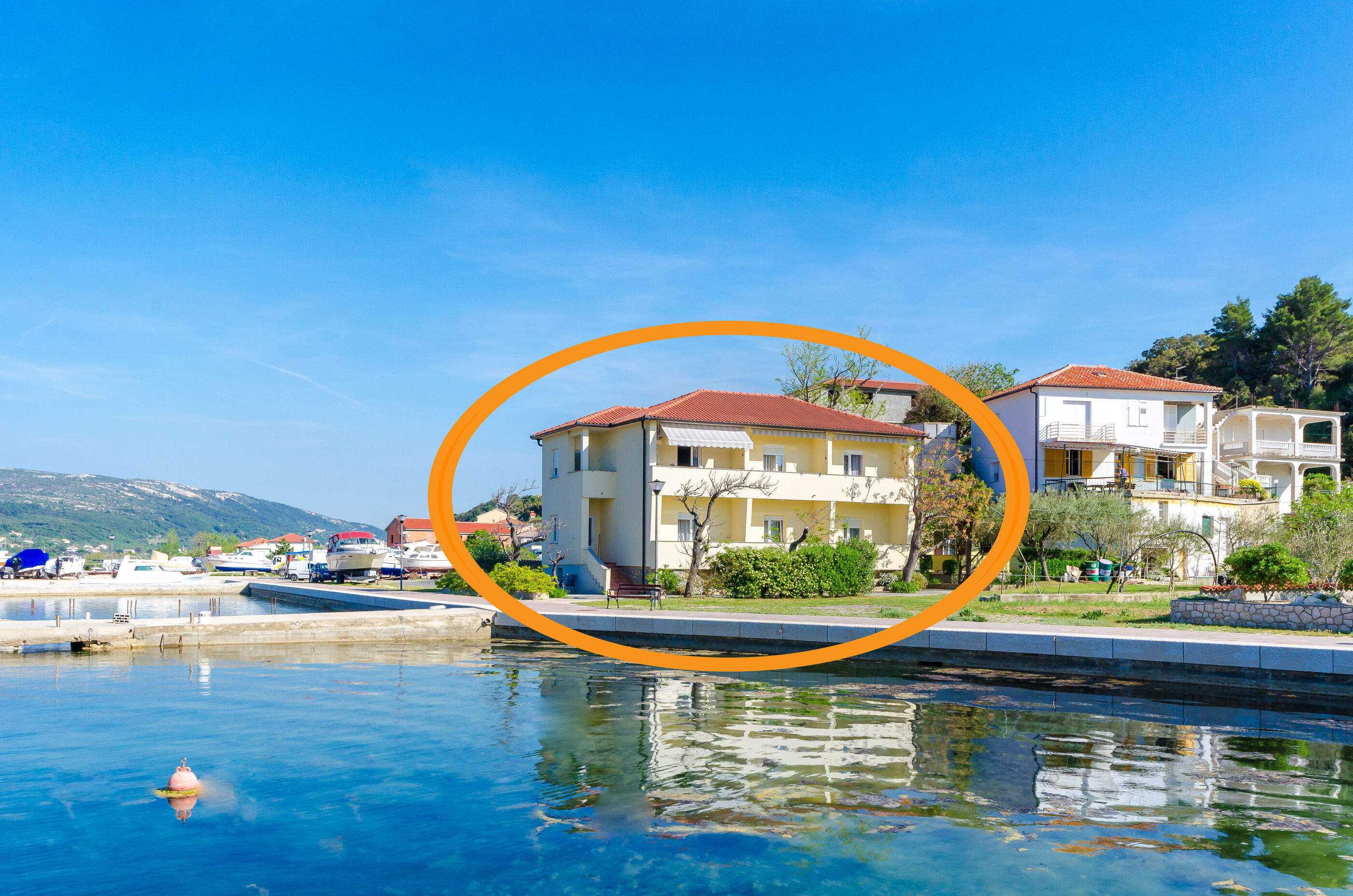 Apartmaji Darko by the sea A2