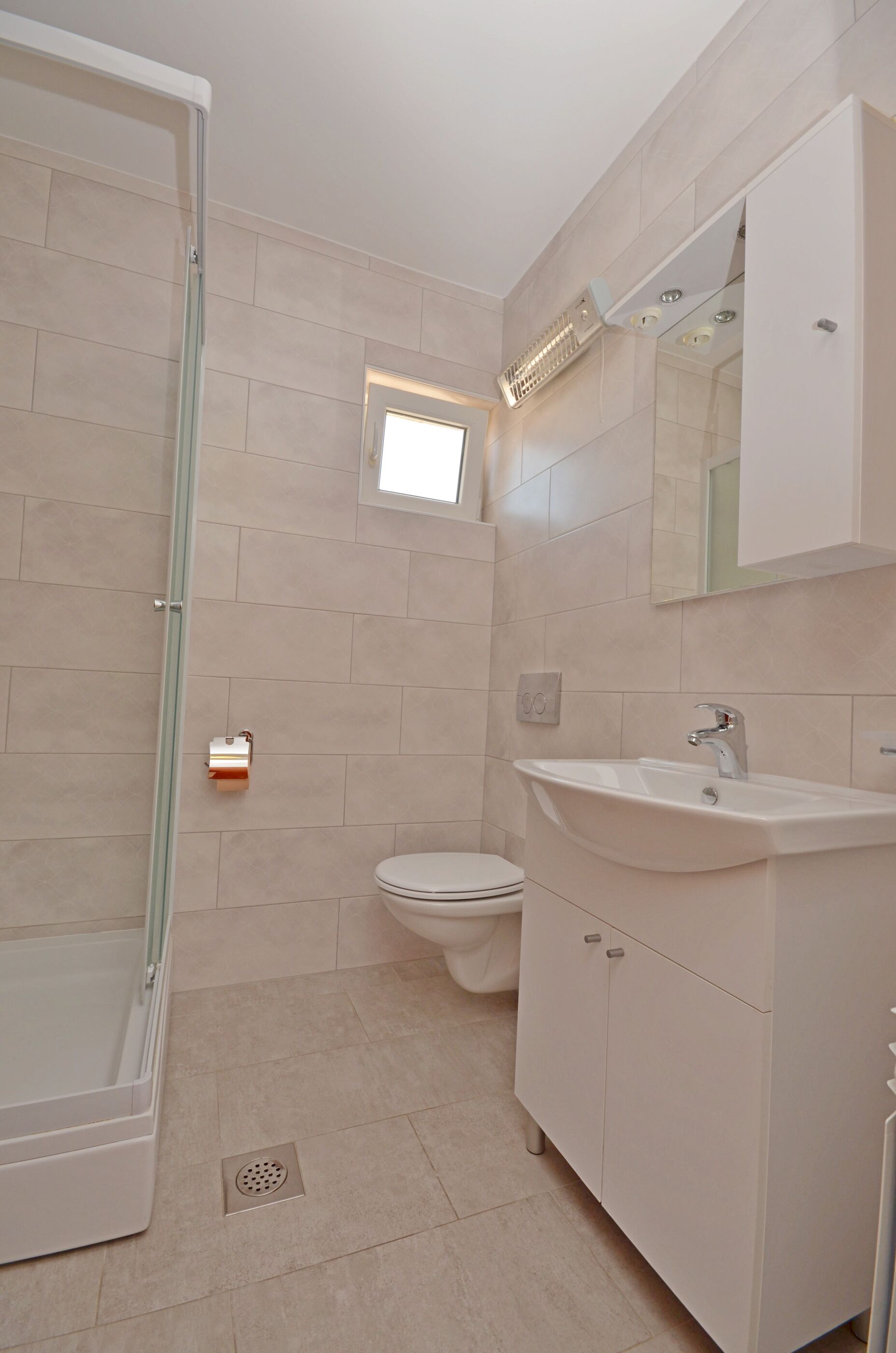 Apartment and Rooms Mrkovic 88981-A8