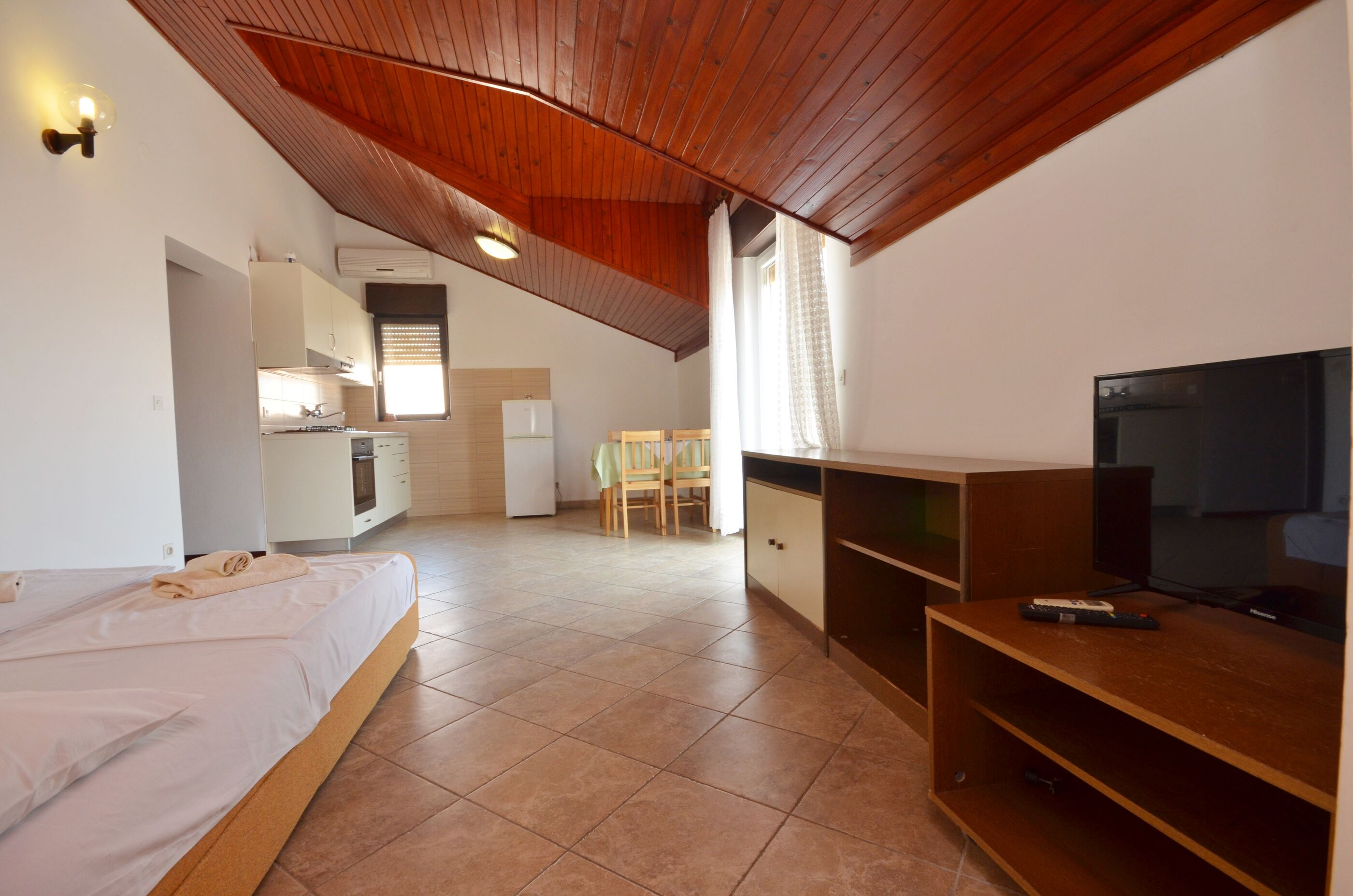 Apartment and Rooms Mrkovic 88981-A8