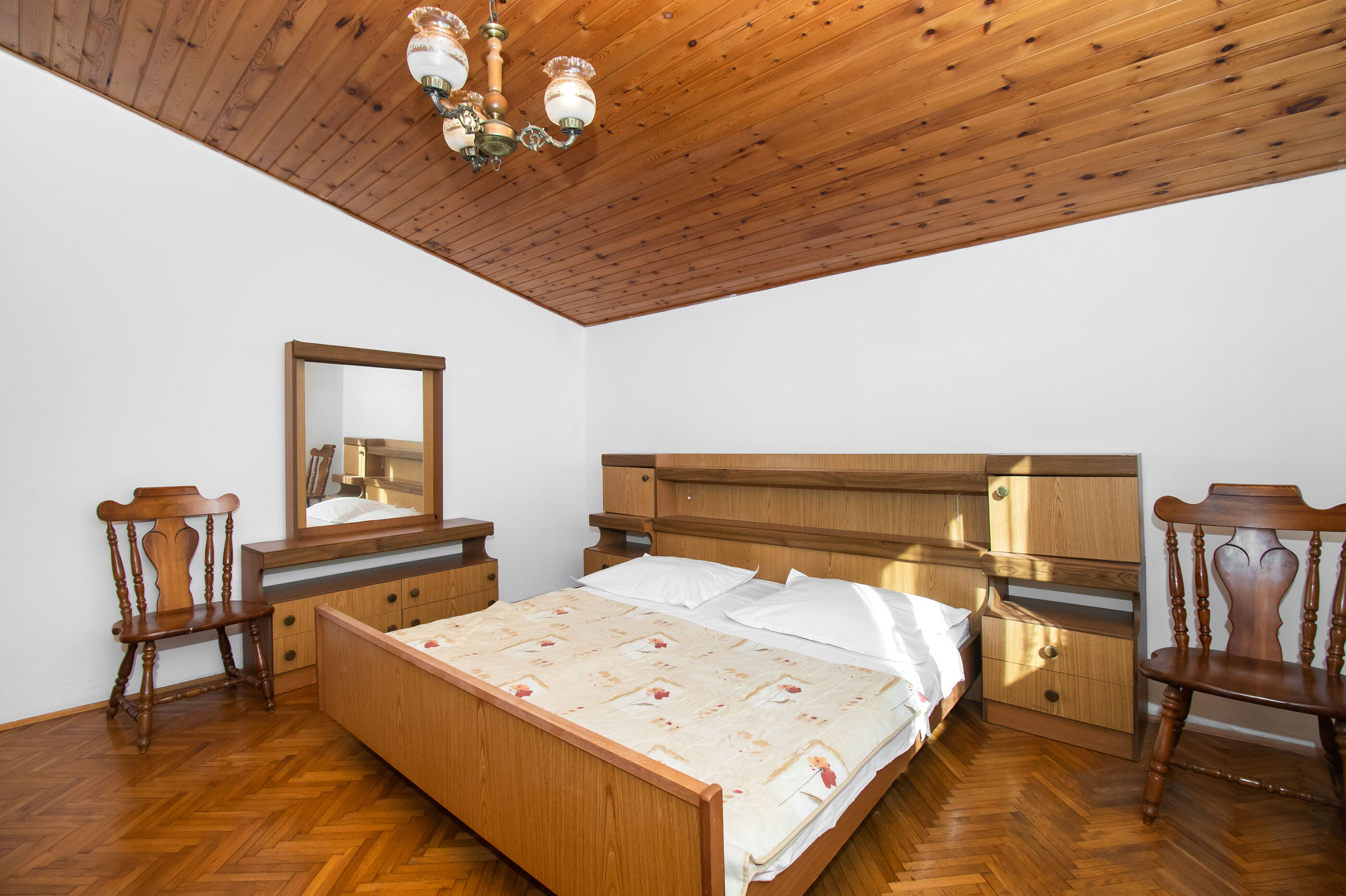 Apartments Nena 85101-A2
