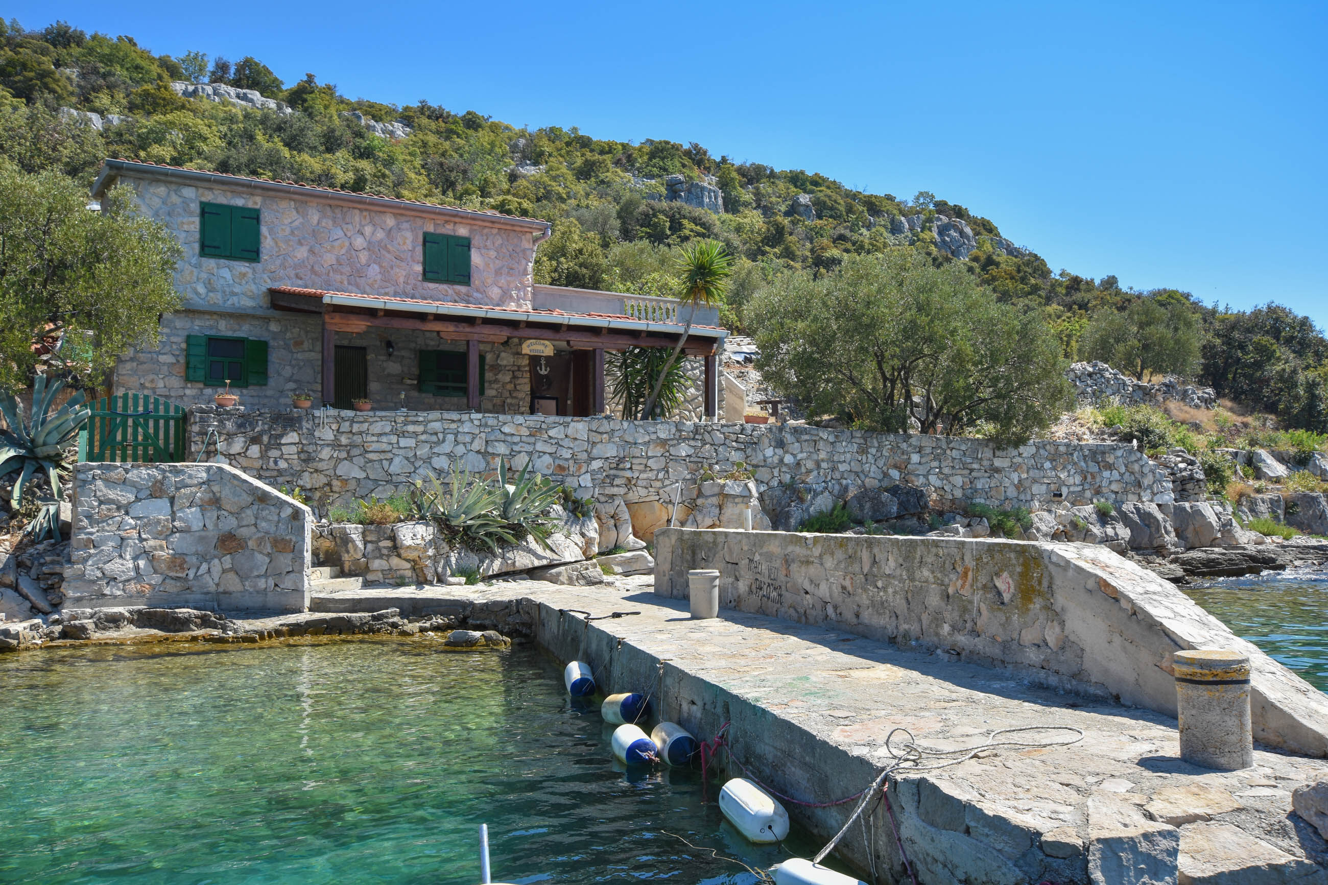 House Vesela 14851-K1