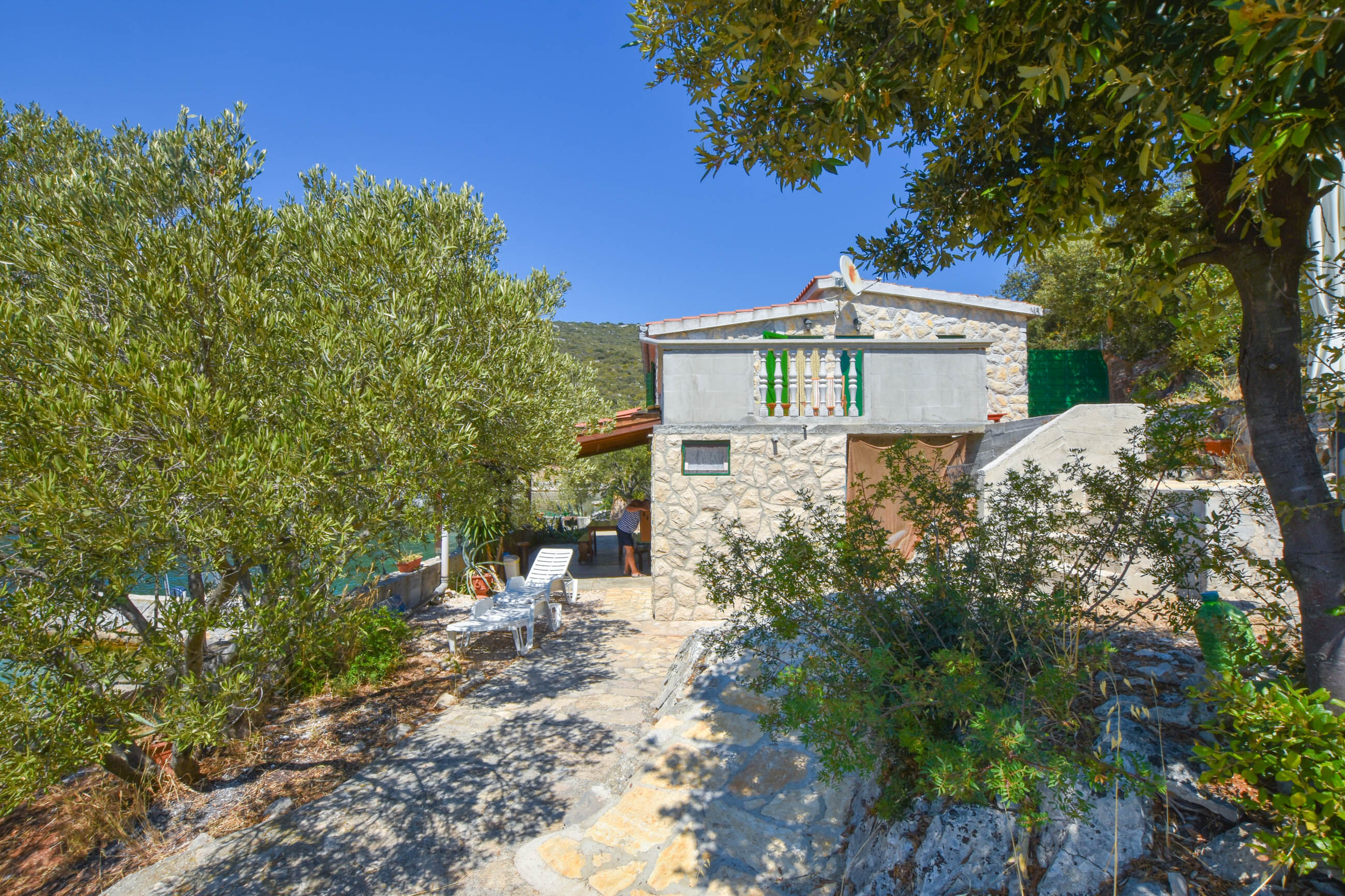 House Vesela 14851-K1
