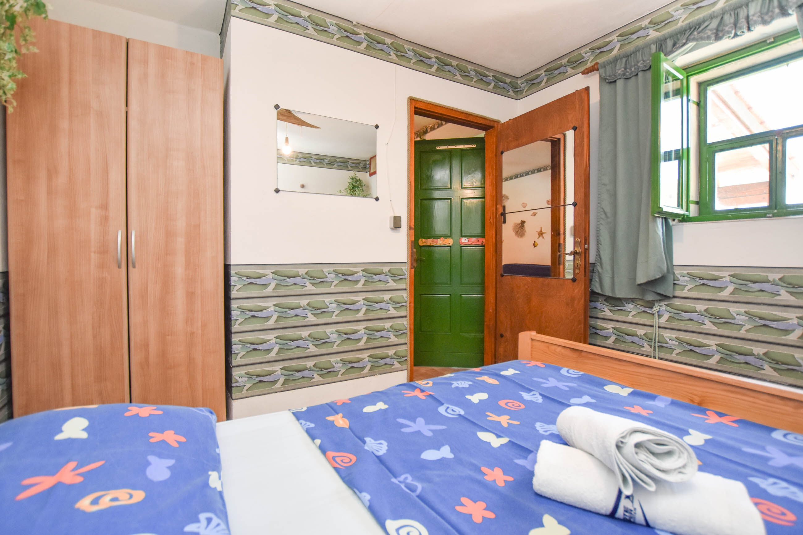 House Vesela 14851-K1