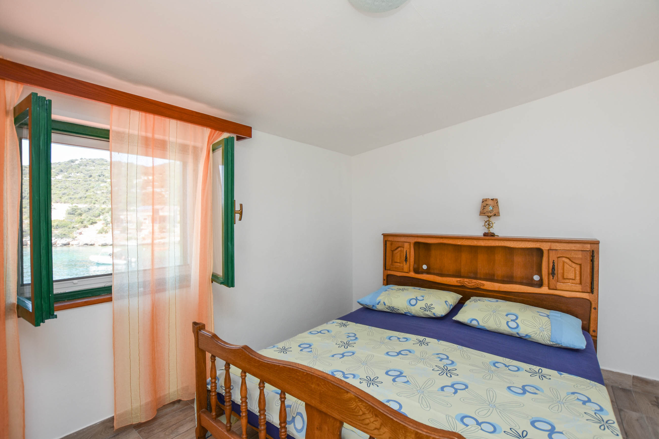 House Vesela 14851-K1