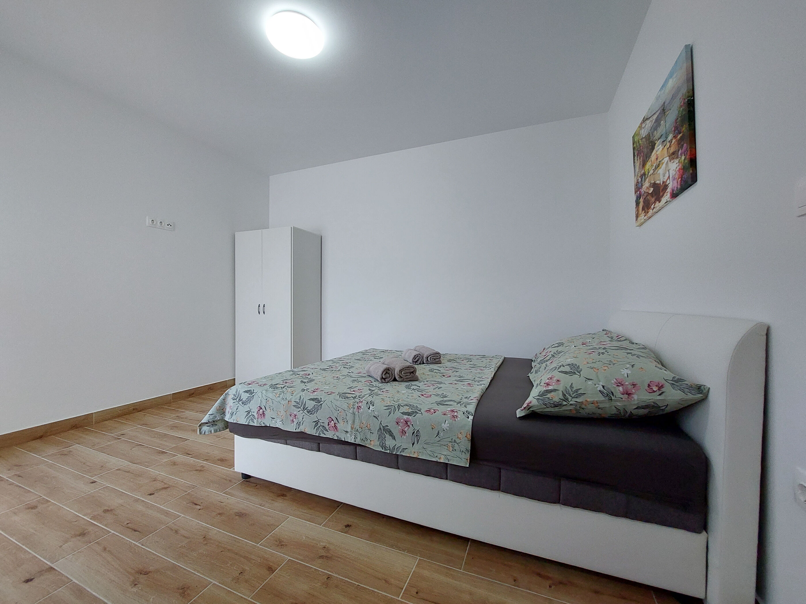Apartment and Rooms Anne 84949-A1