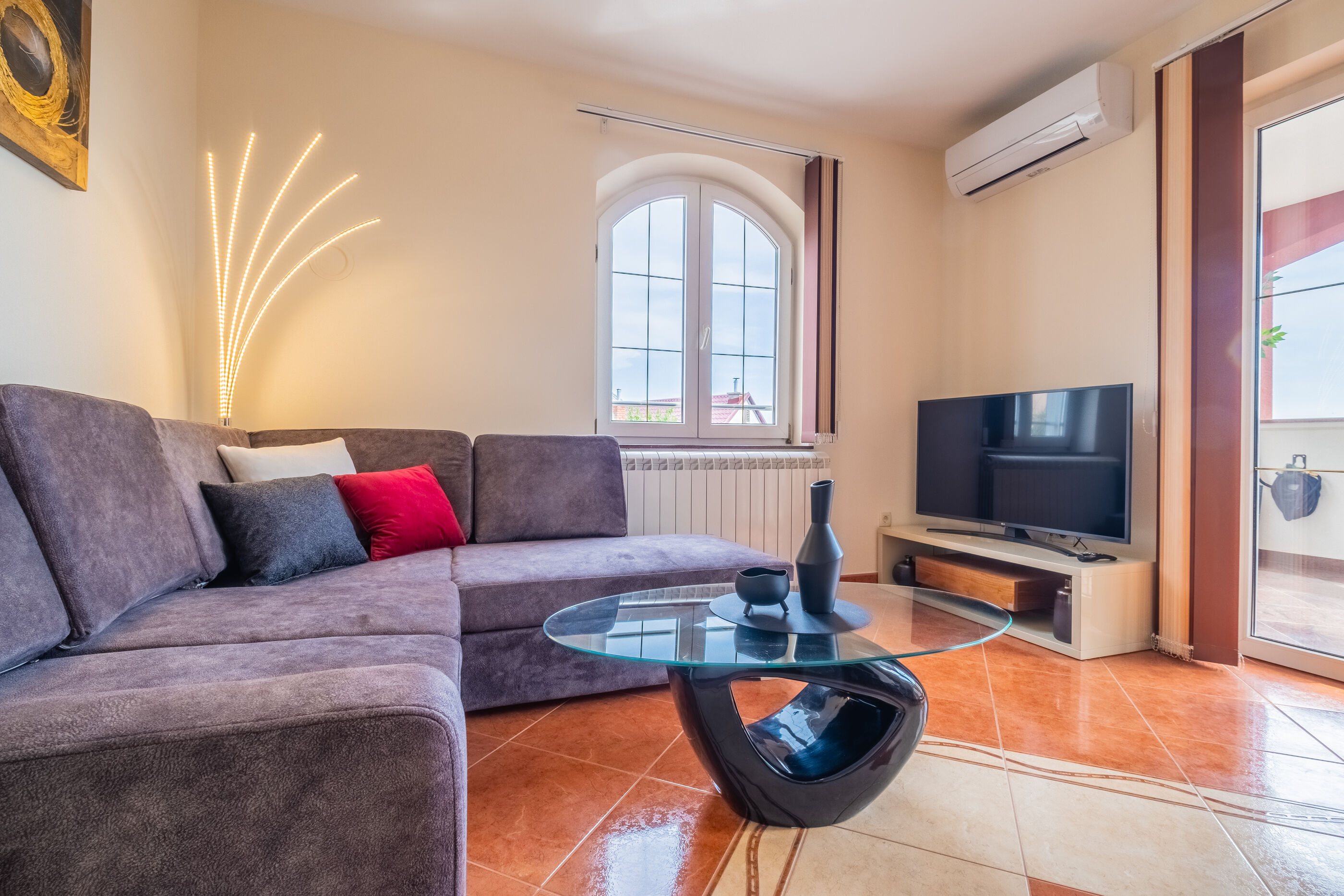 Apartments Lady 2 89311-A2