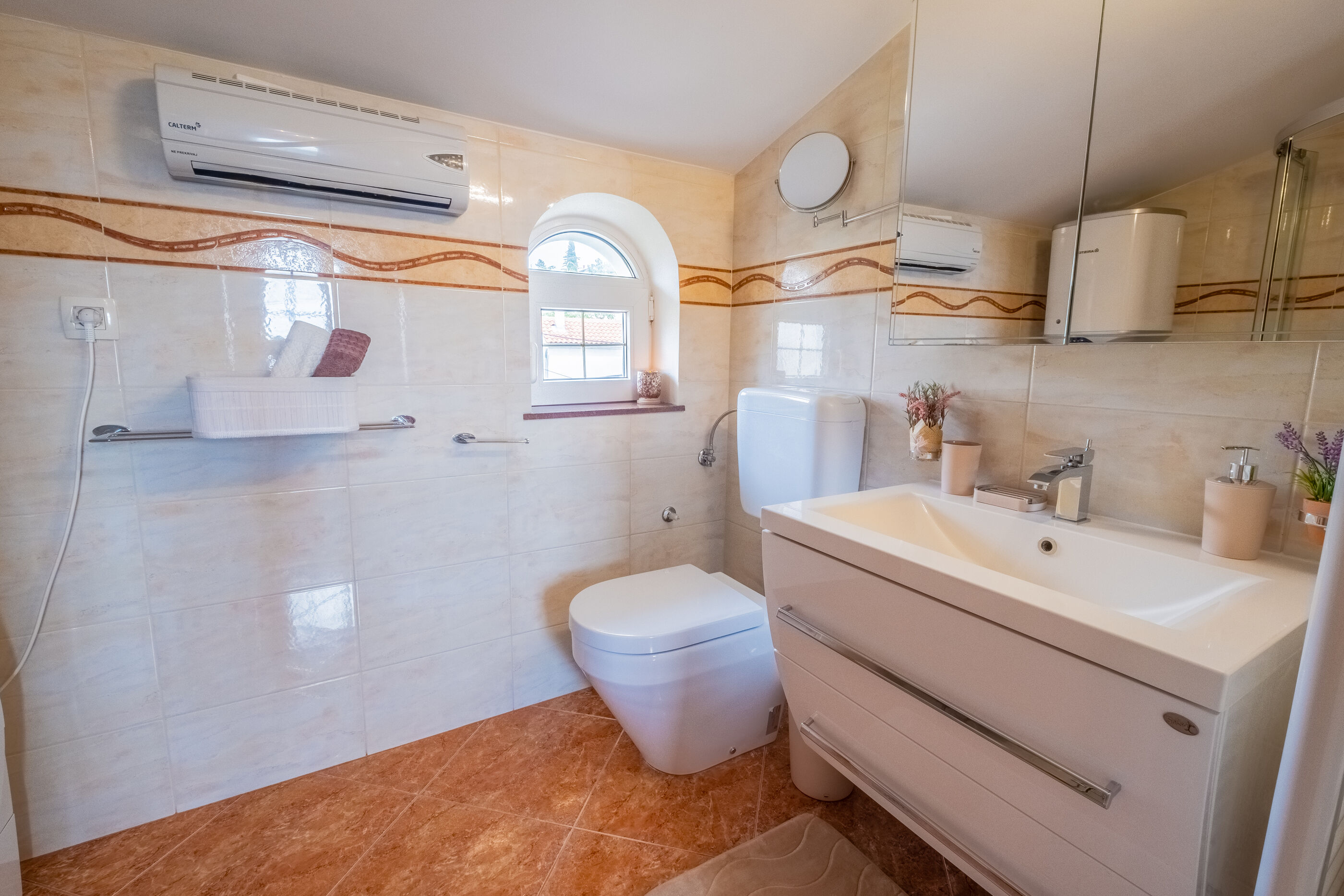 Apartments Lady 2 89311-A3