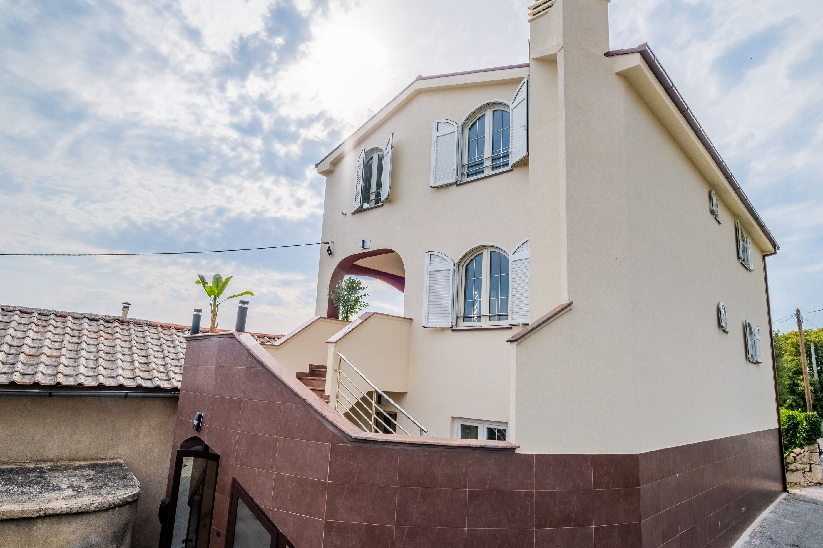 Apartments Lady 2 89311-A2
