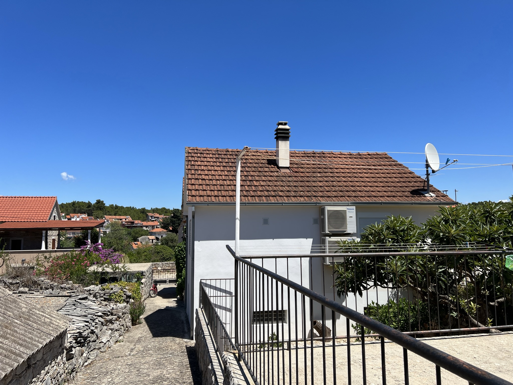 House Lara 11851-K1