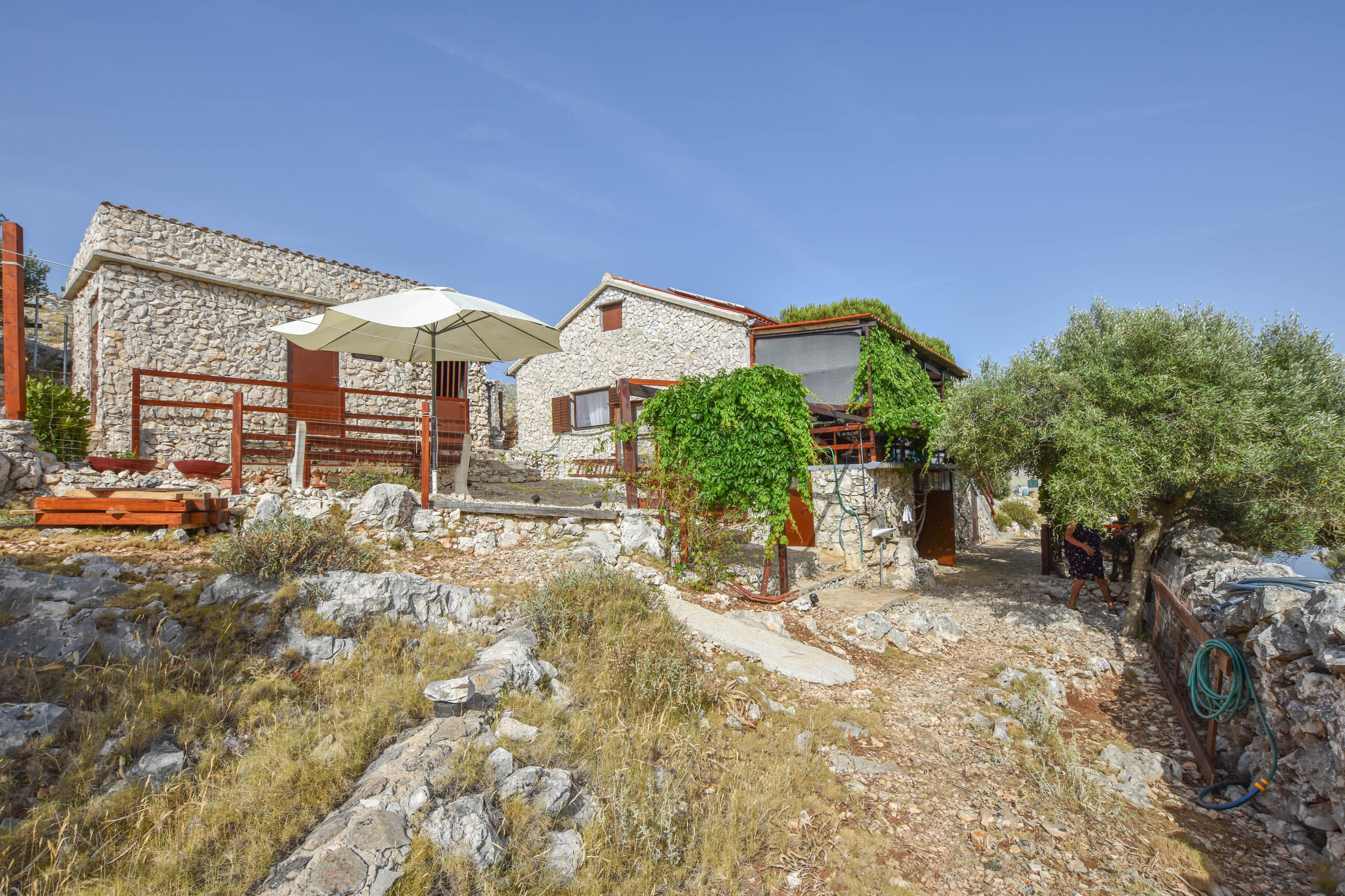 House Mandica 57701-K1