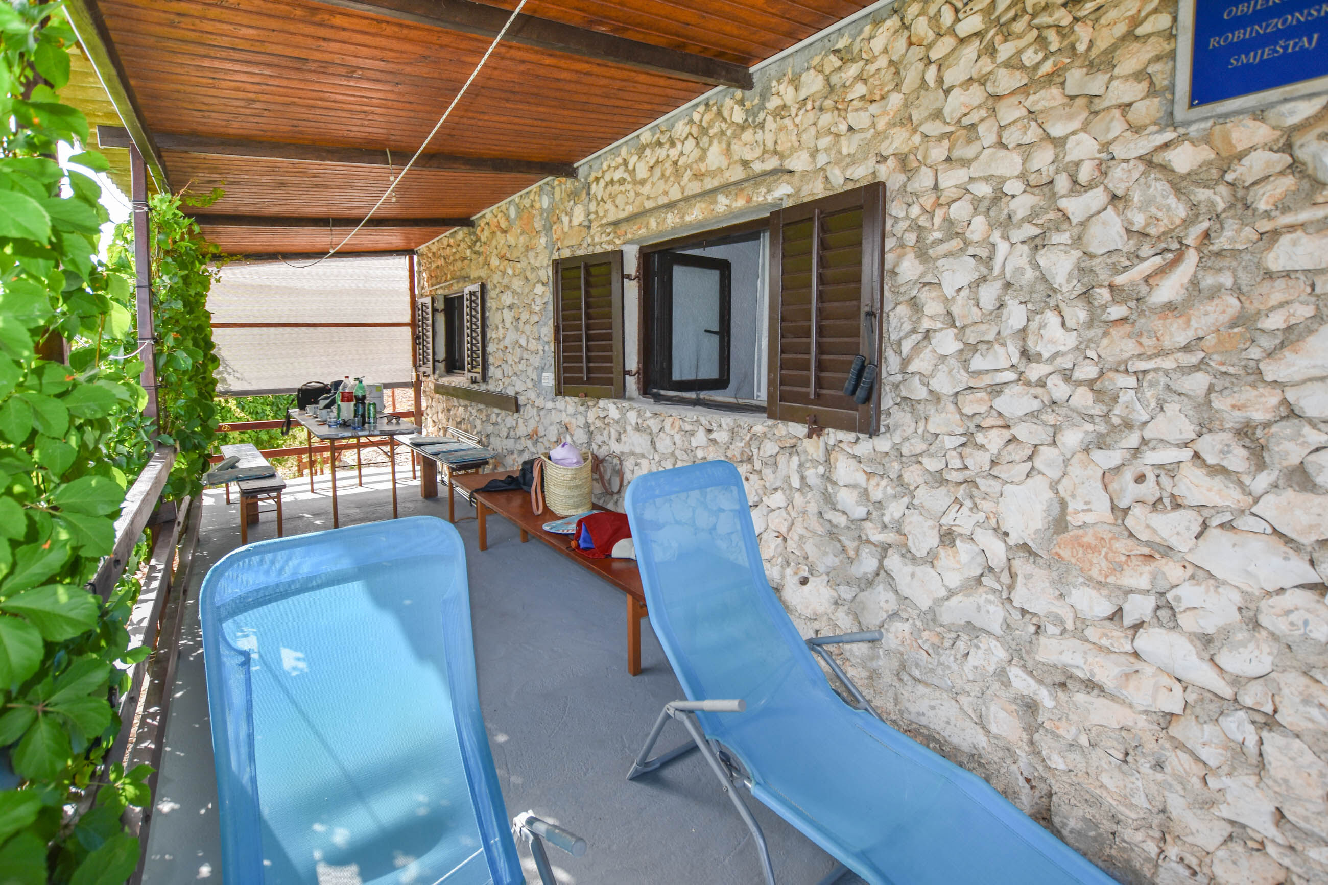 House Mandica 57701-K1