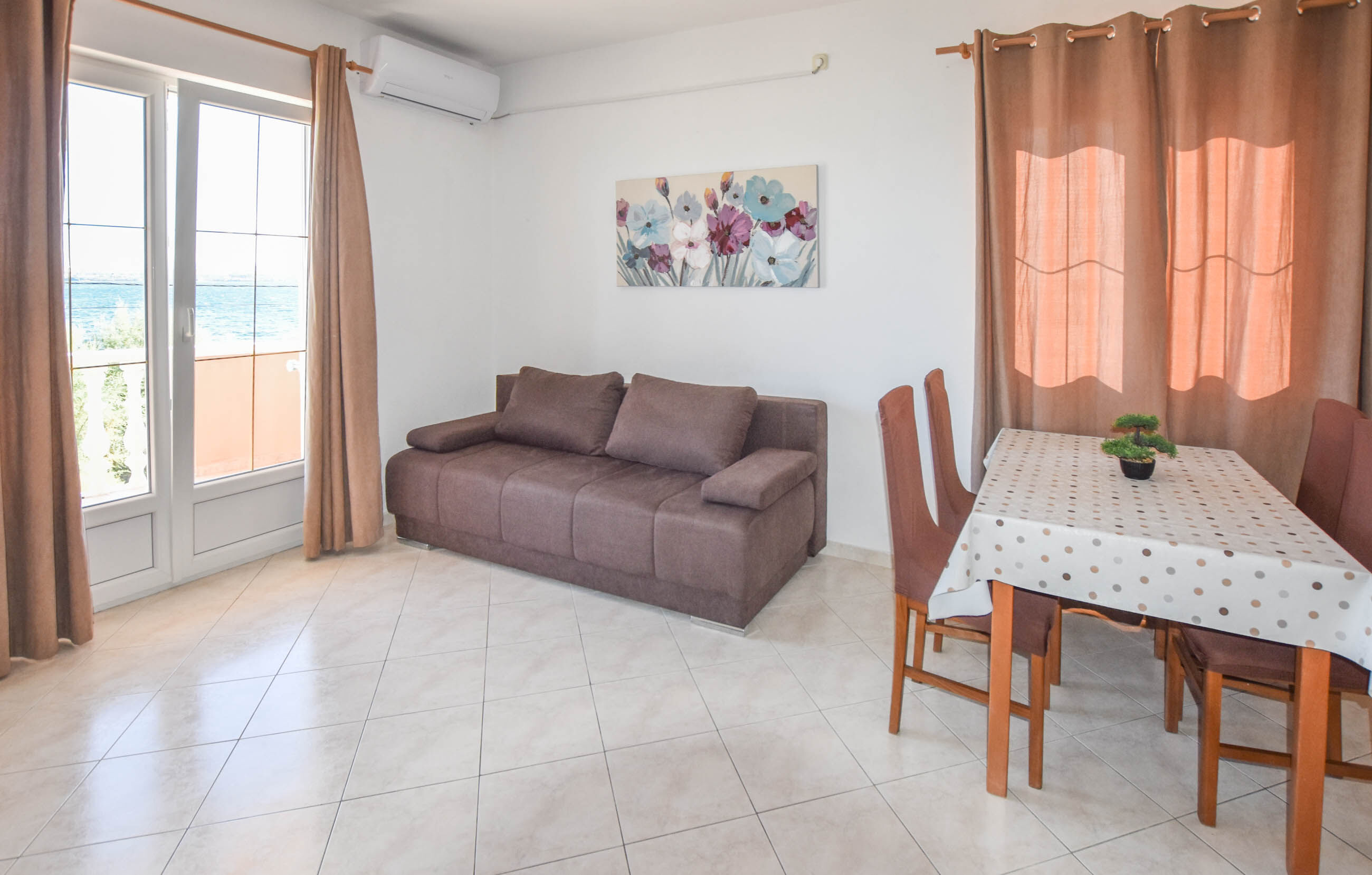 Apartments Anita 89241-A4