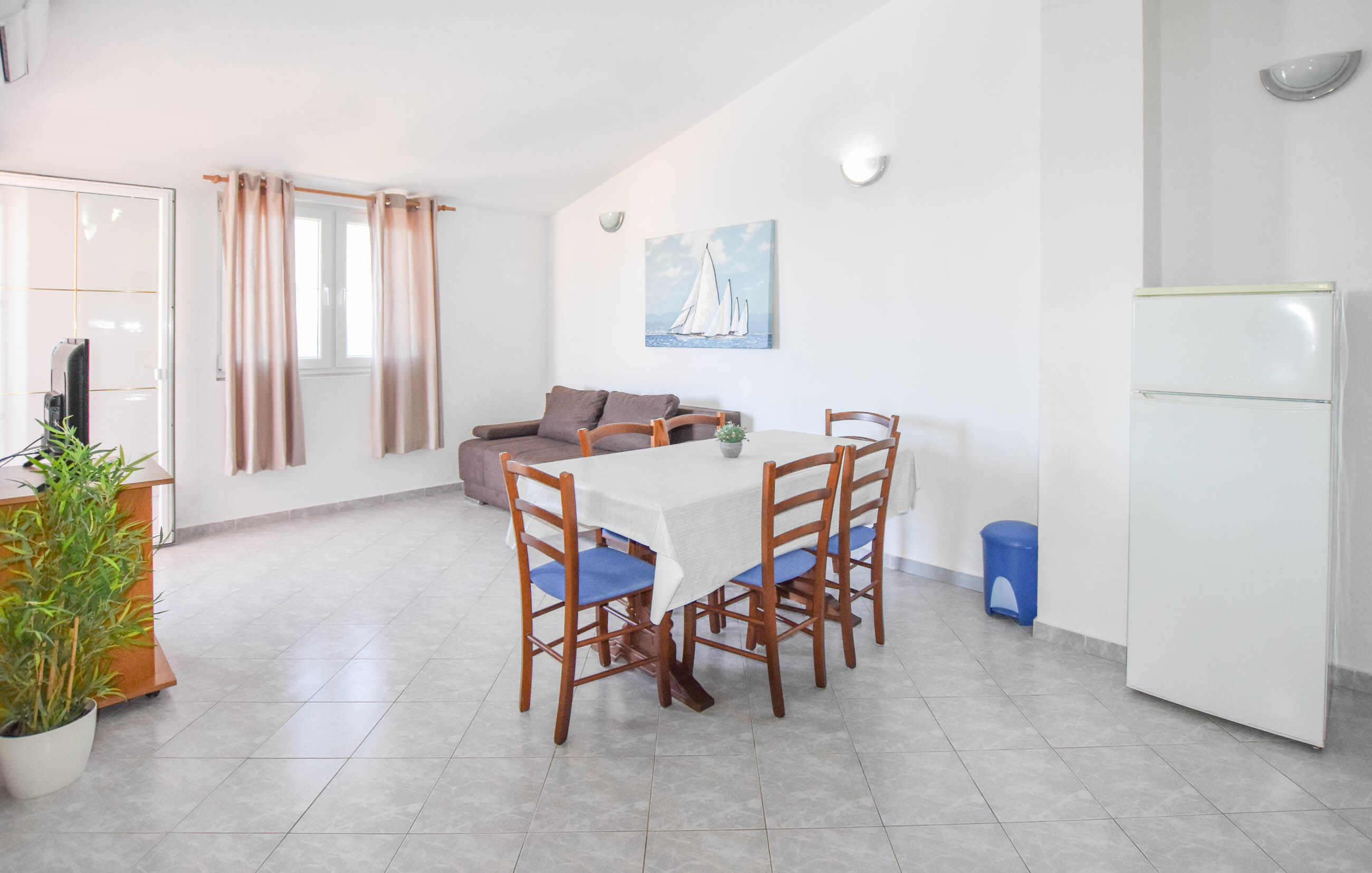 Apartments Anita 89241-A5