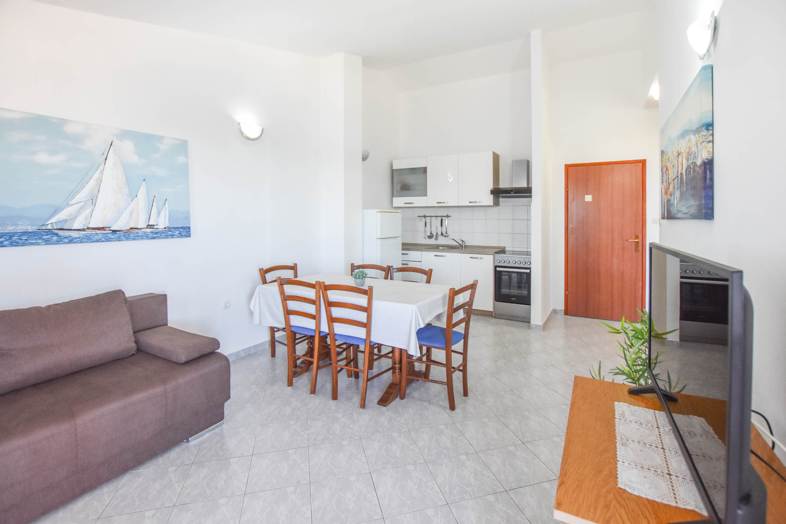 Apartments Anita 89241-A5