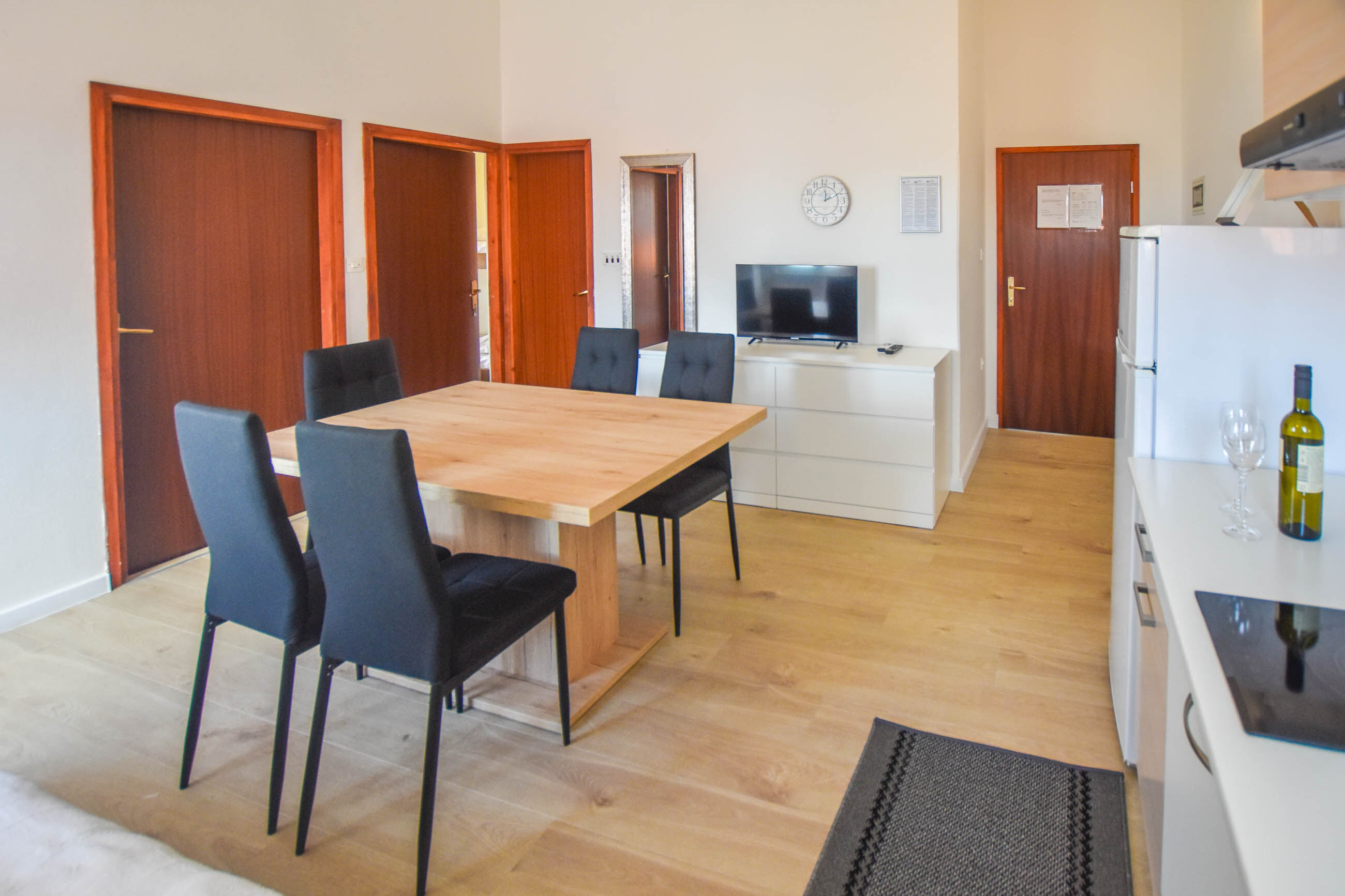 Apartments Anchor 14699-A2