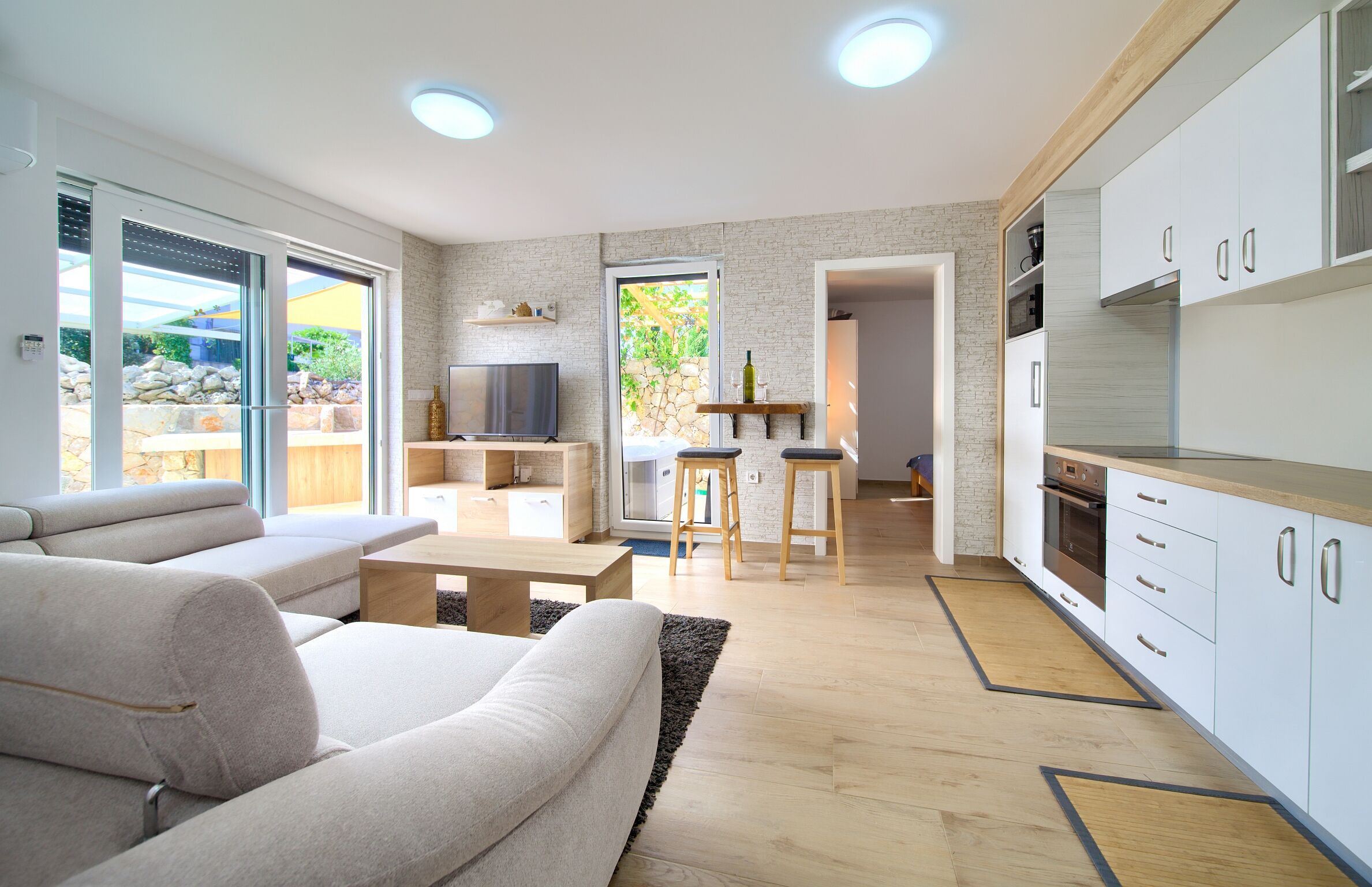 Apartments Nadica Deluxe 62185-A1