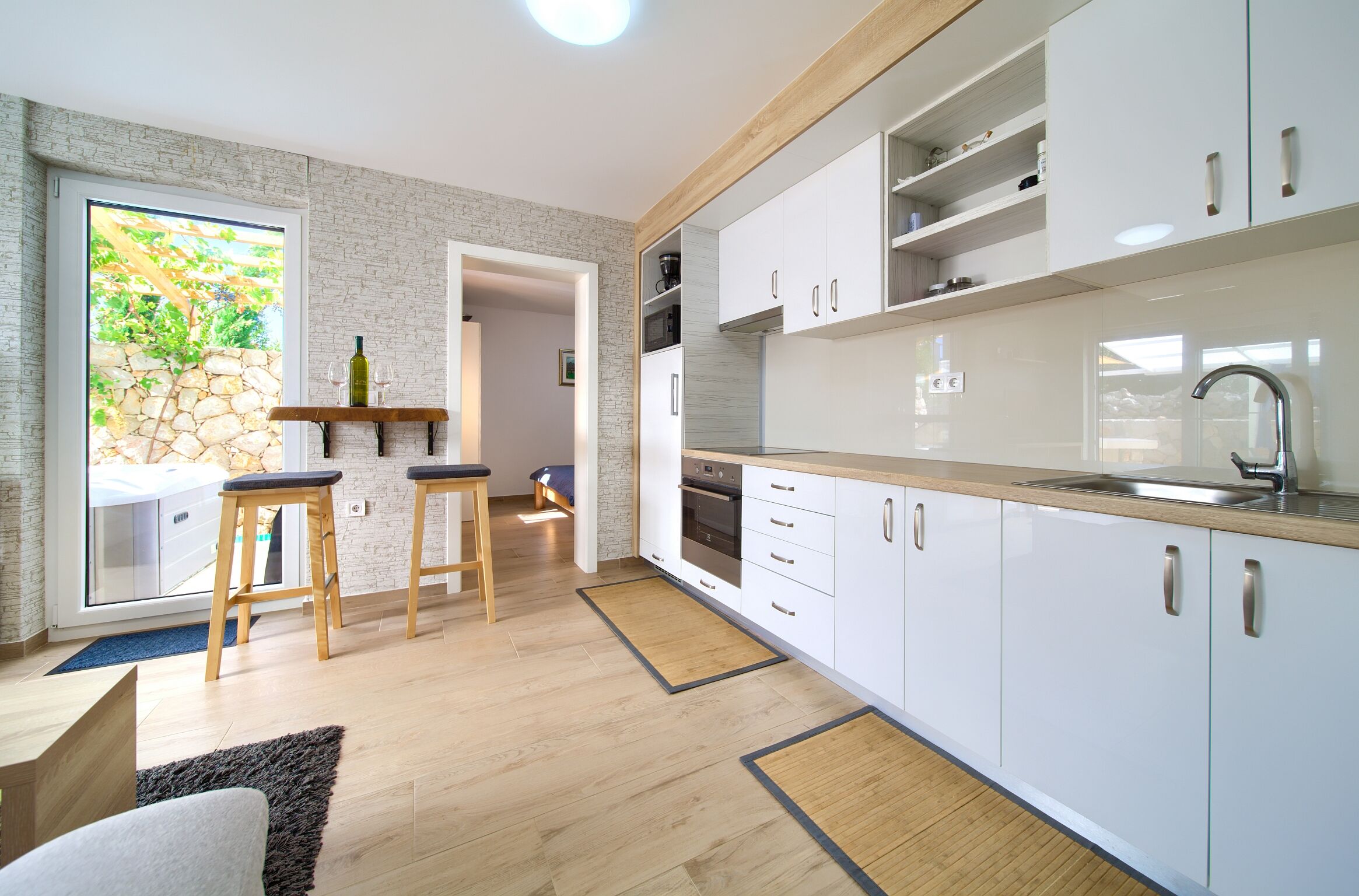 Apartments Nadica Deluxe 62185-A1