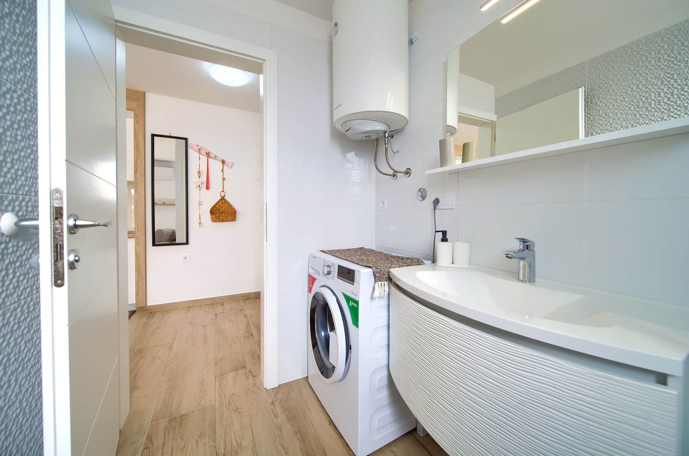 Apartments Nadica Deluxe 62185-A1