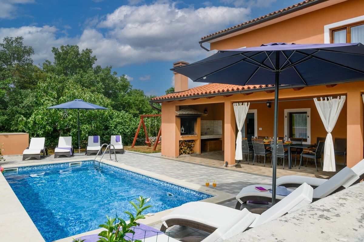 Villa Mateo 74085-K1