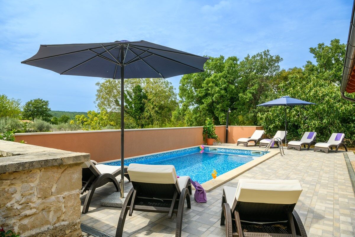 Villa Mateo 74085-K1