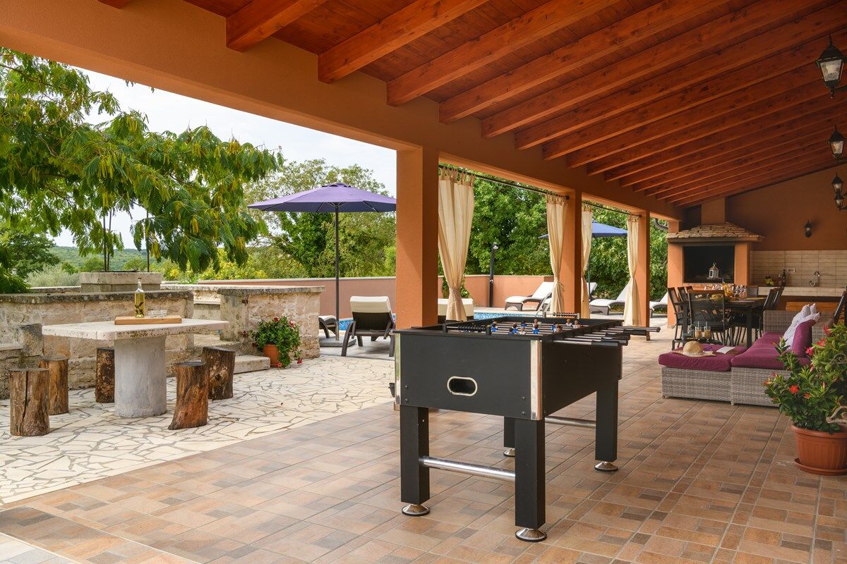 Villa Mateo 74085-K1