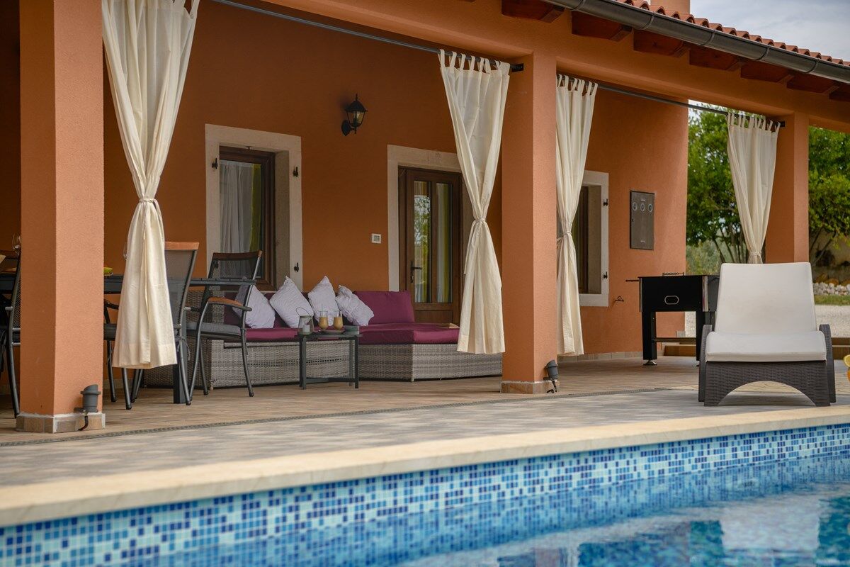 Villa Mateo 74085-K1