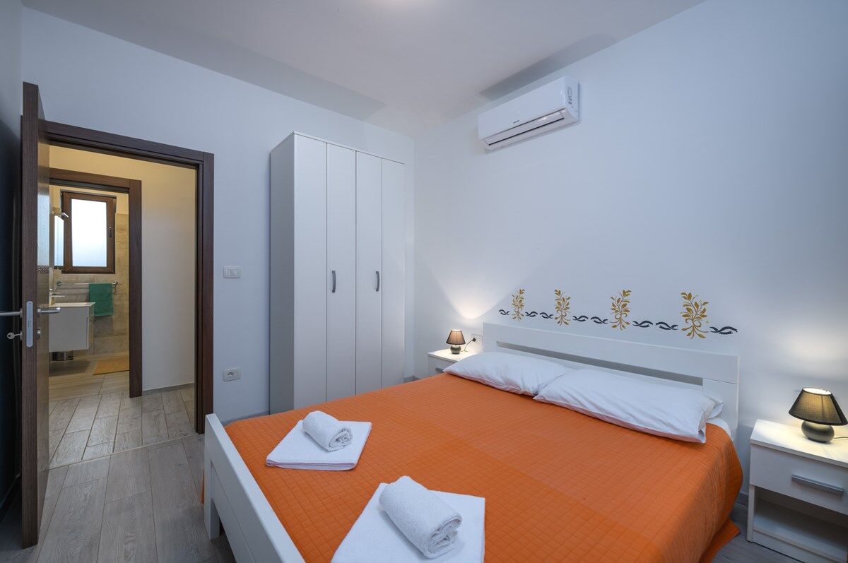Villa Mateo 74085-K1