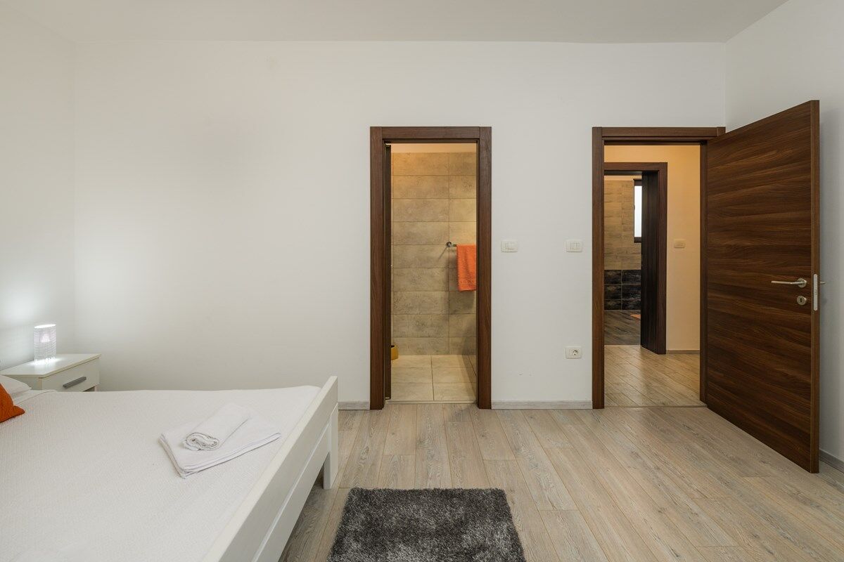 Villa Mateo 74085-K1