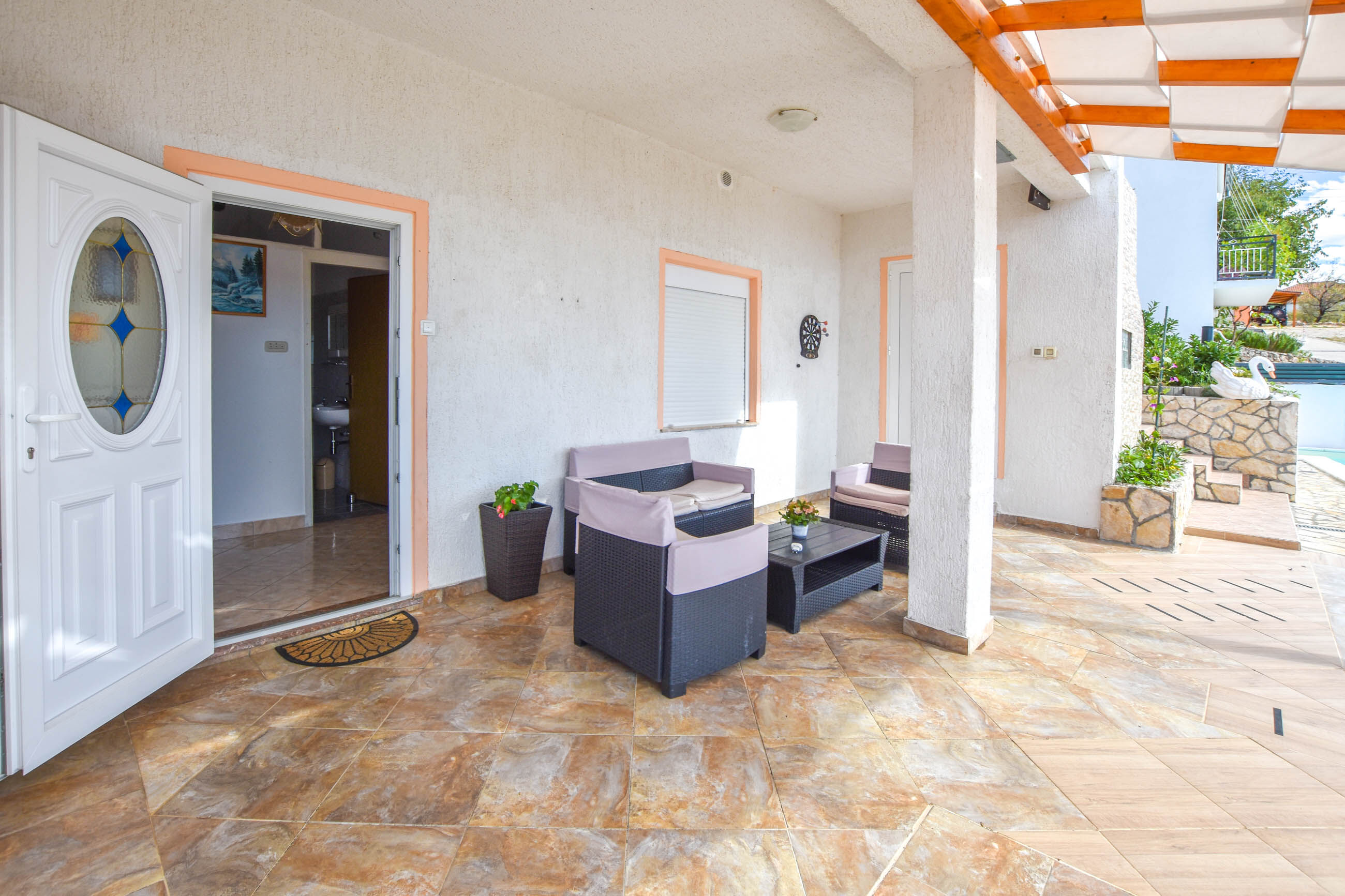 House Rovana 83181-K1