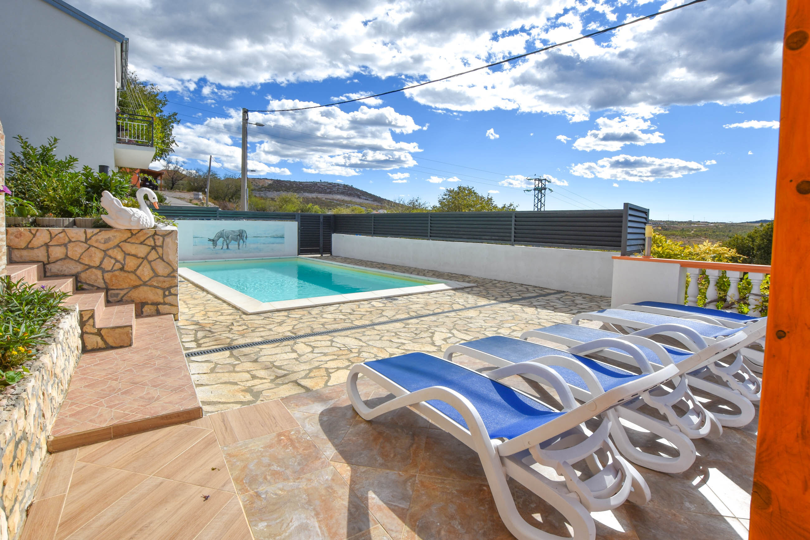 House Rovana 83181-K1