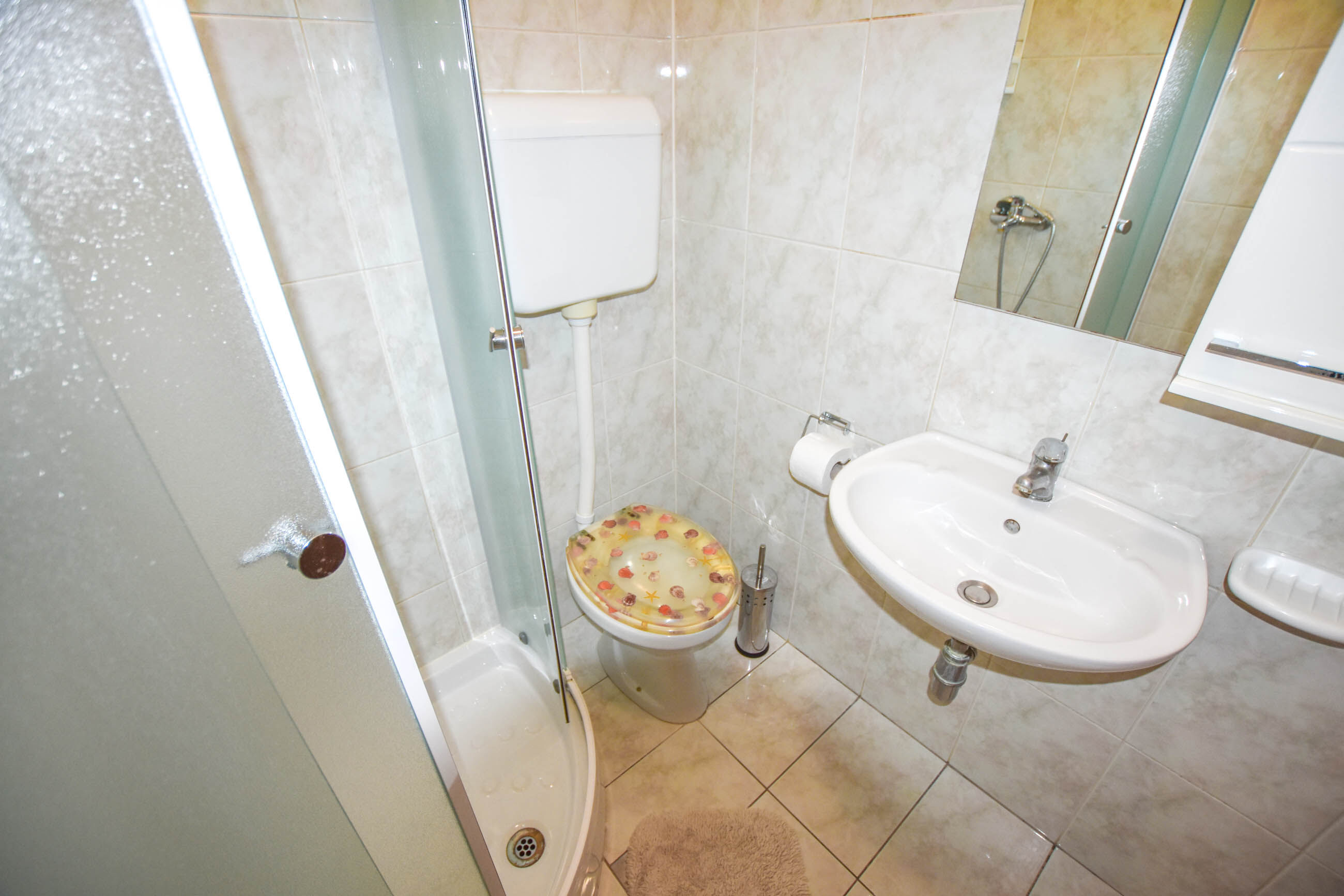 House Rovana 83181-K1