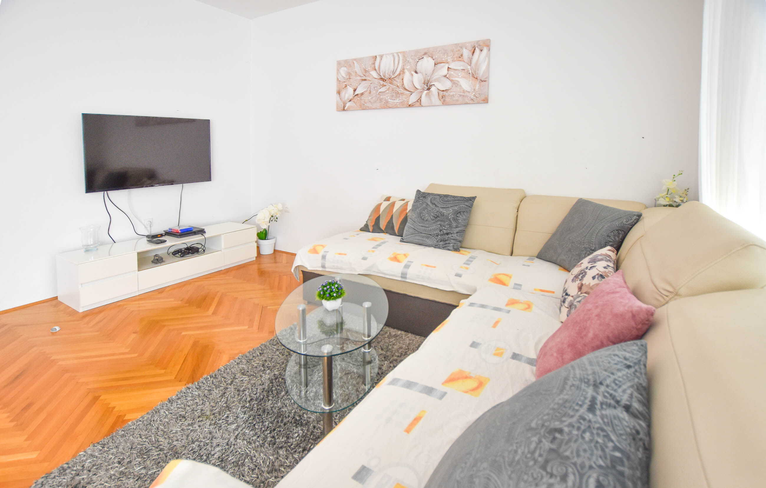 House Rovana 83181-K1