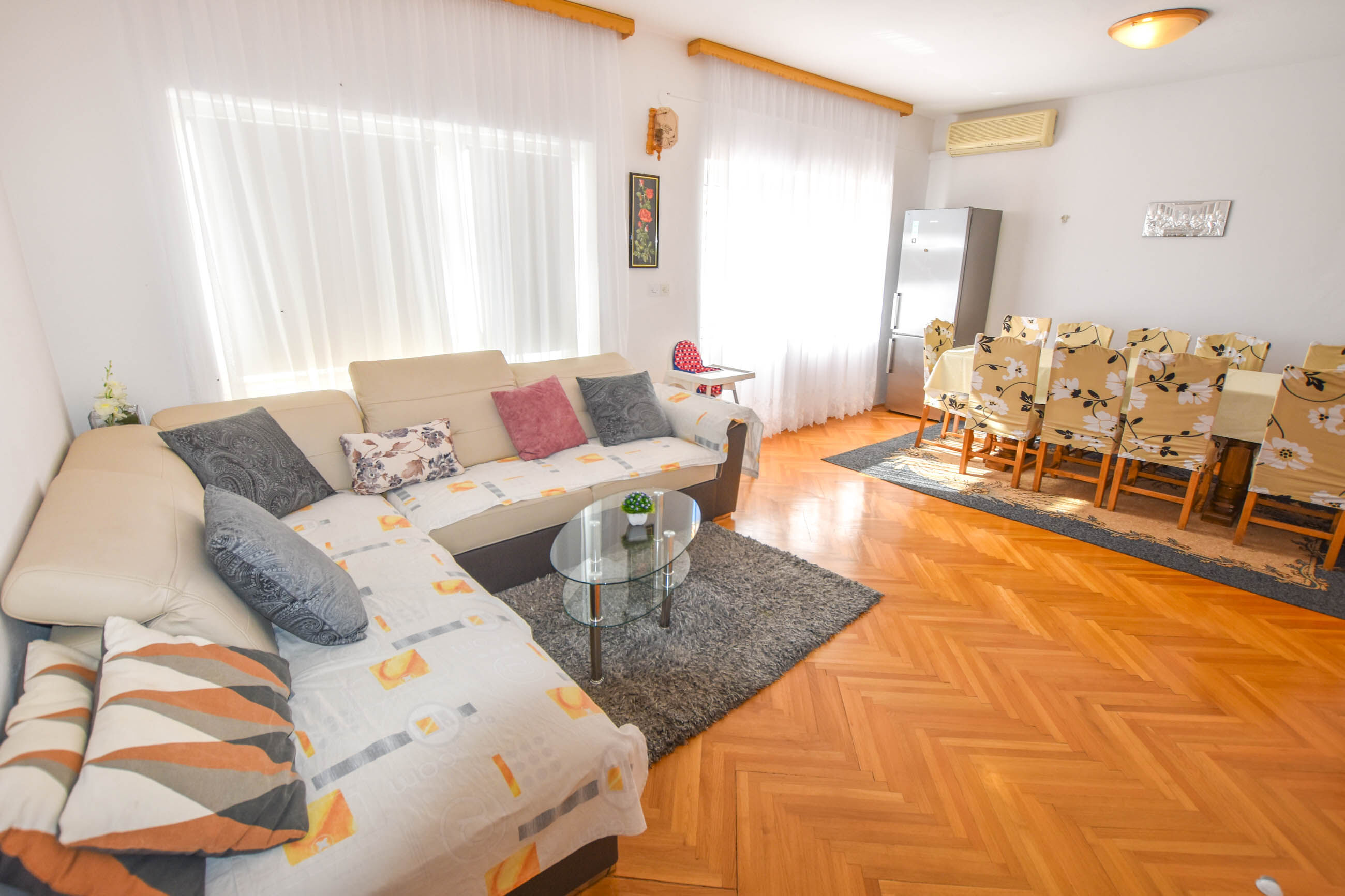 House Rovana 83181-K1