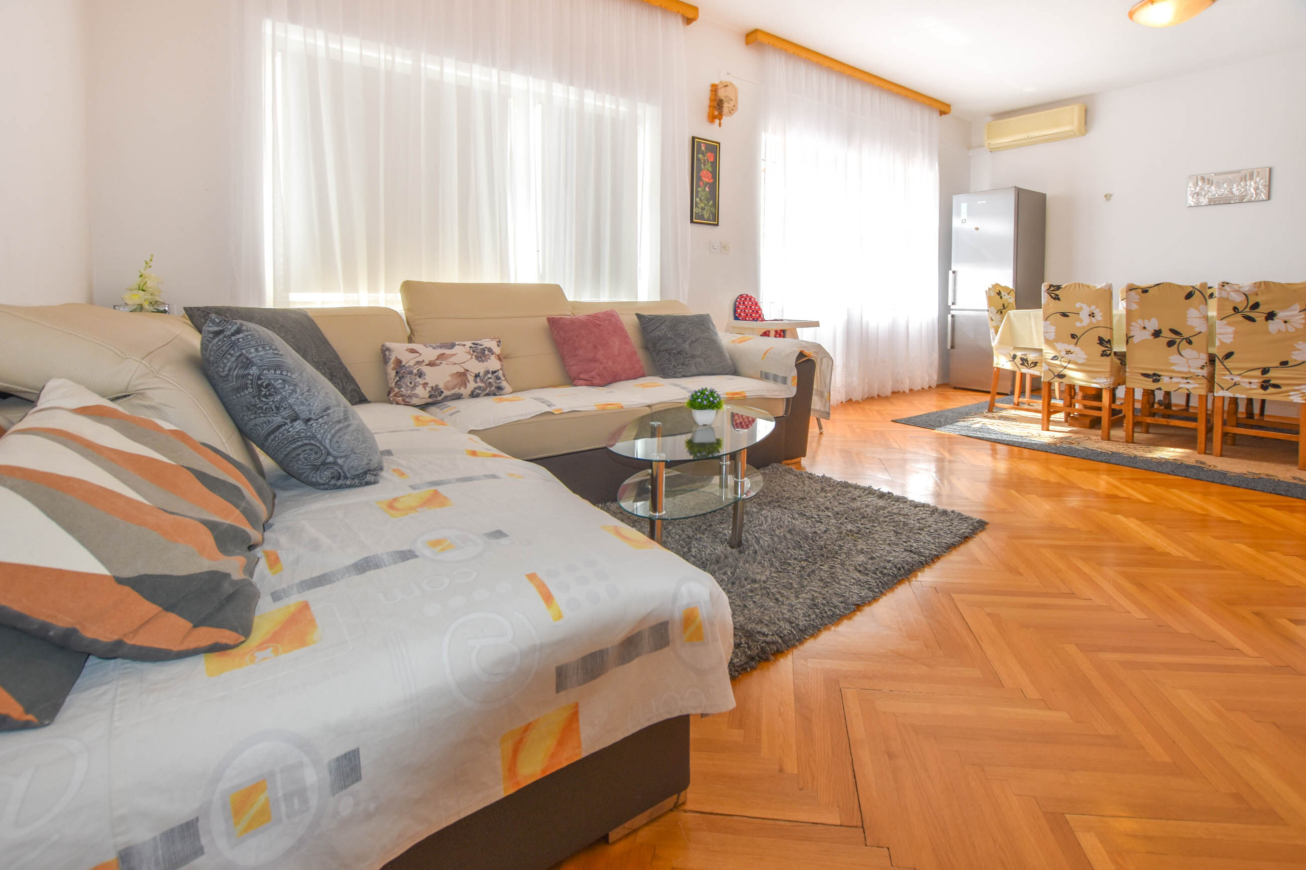 House Rovana 83181-K1