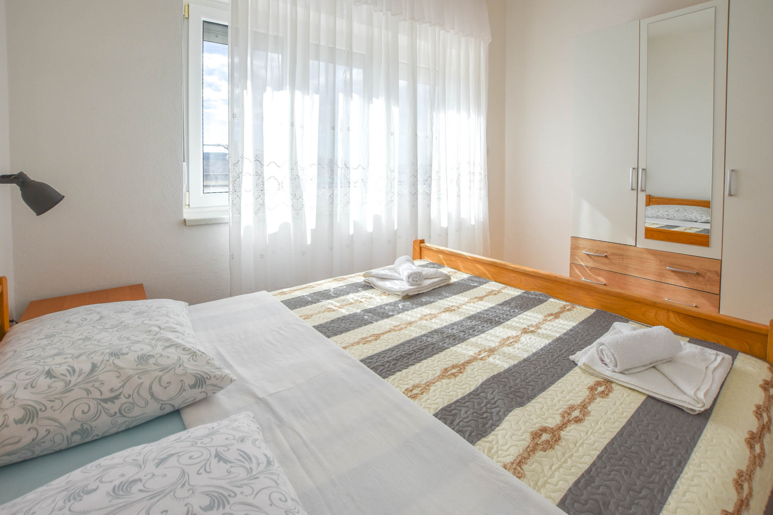 House Rovana 83181-K1