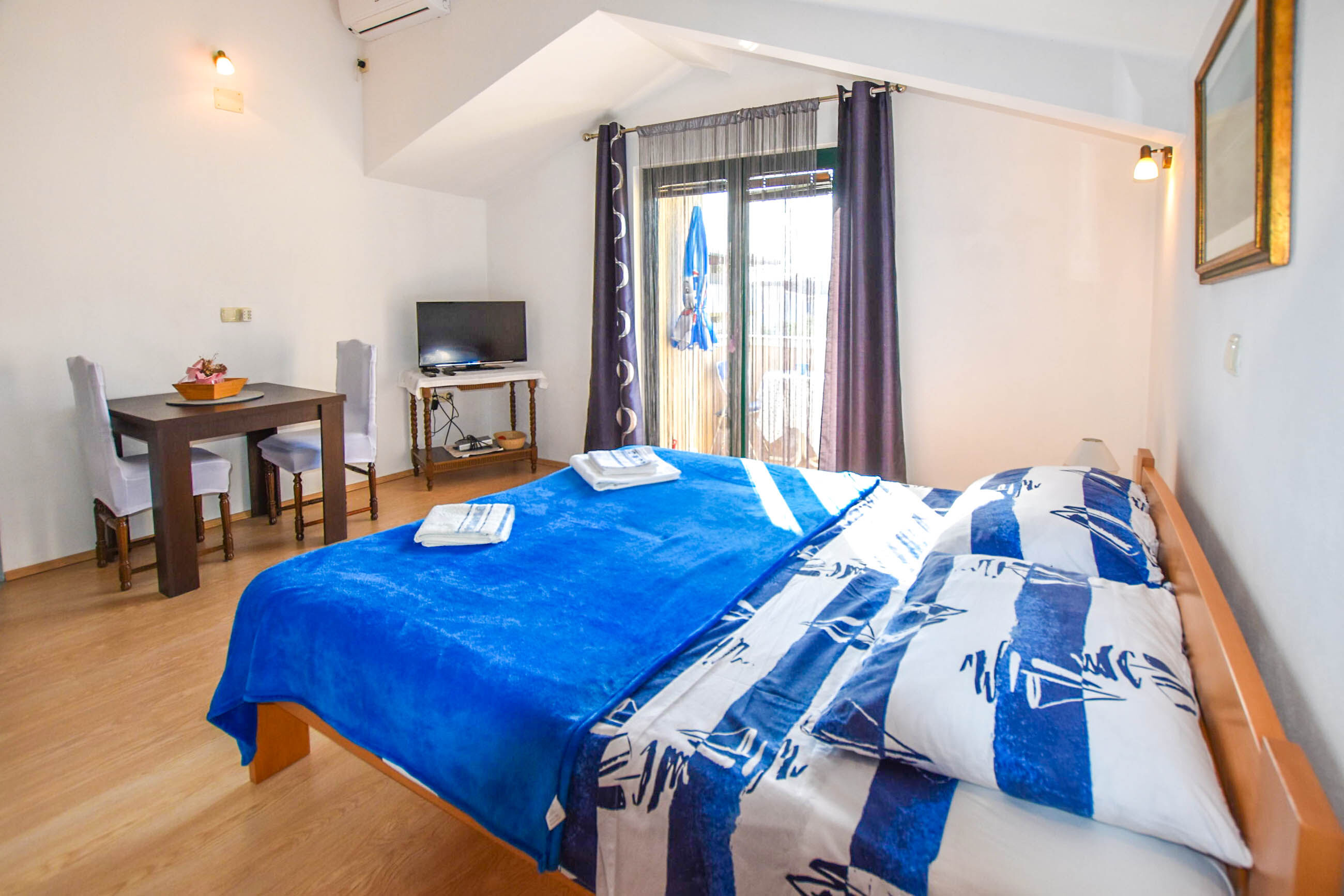 Apartments Studenac 83571-A4