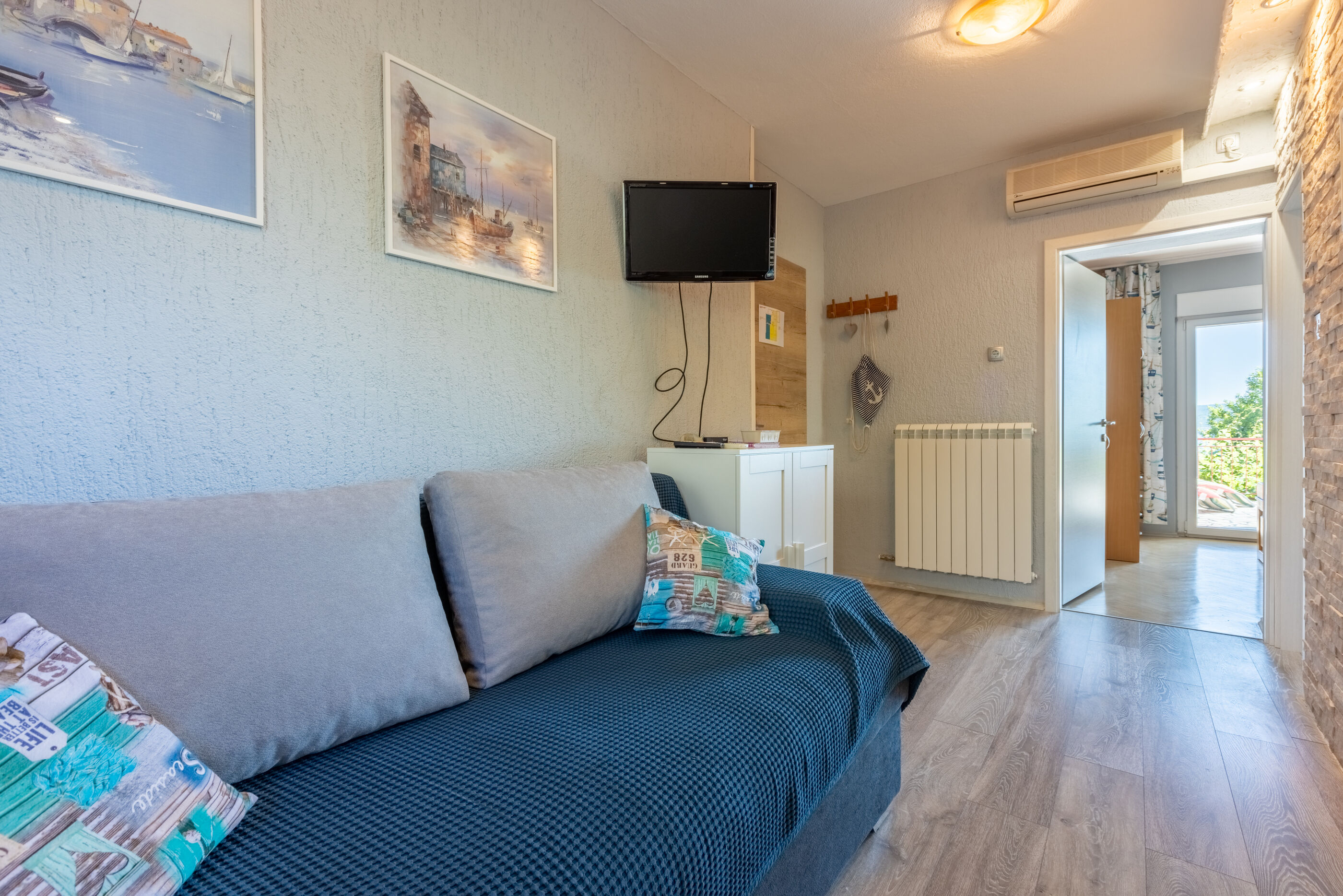 Apartments Milica 62711-A1