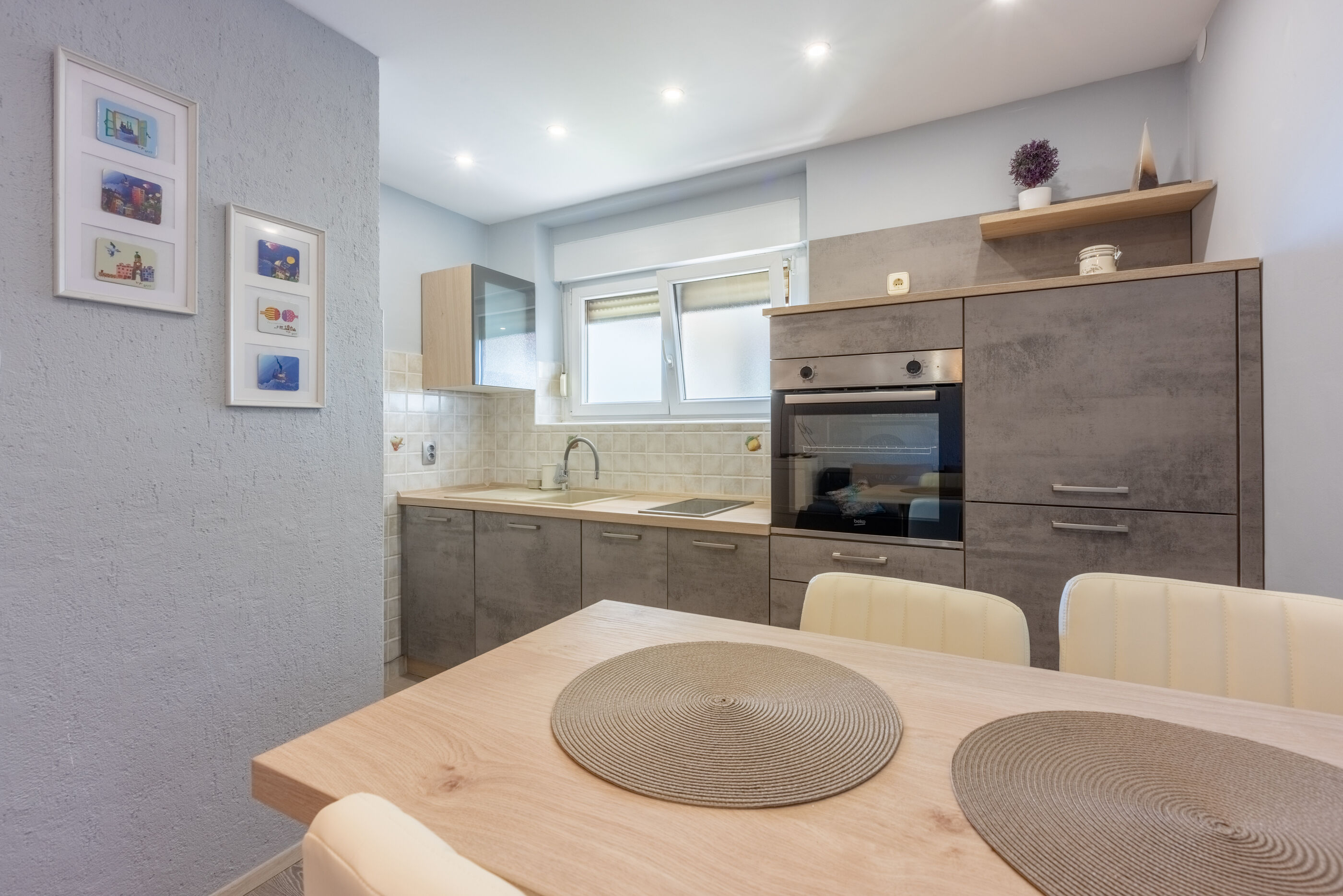 Apartments Milica 62711-A1