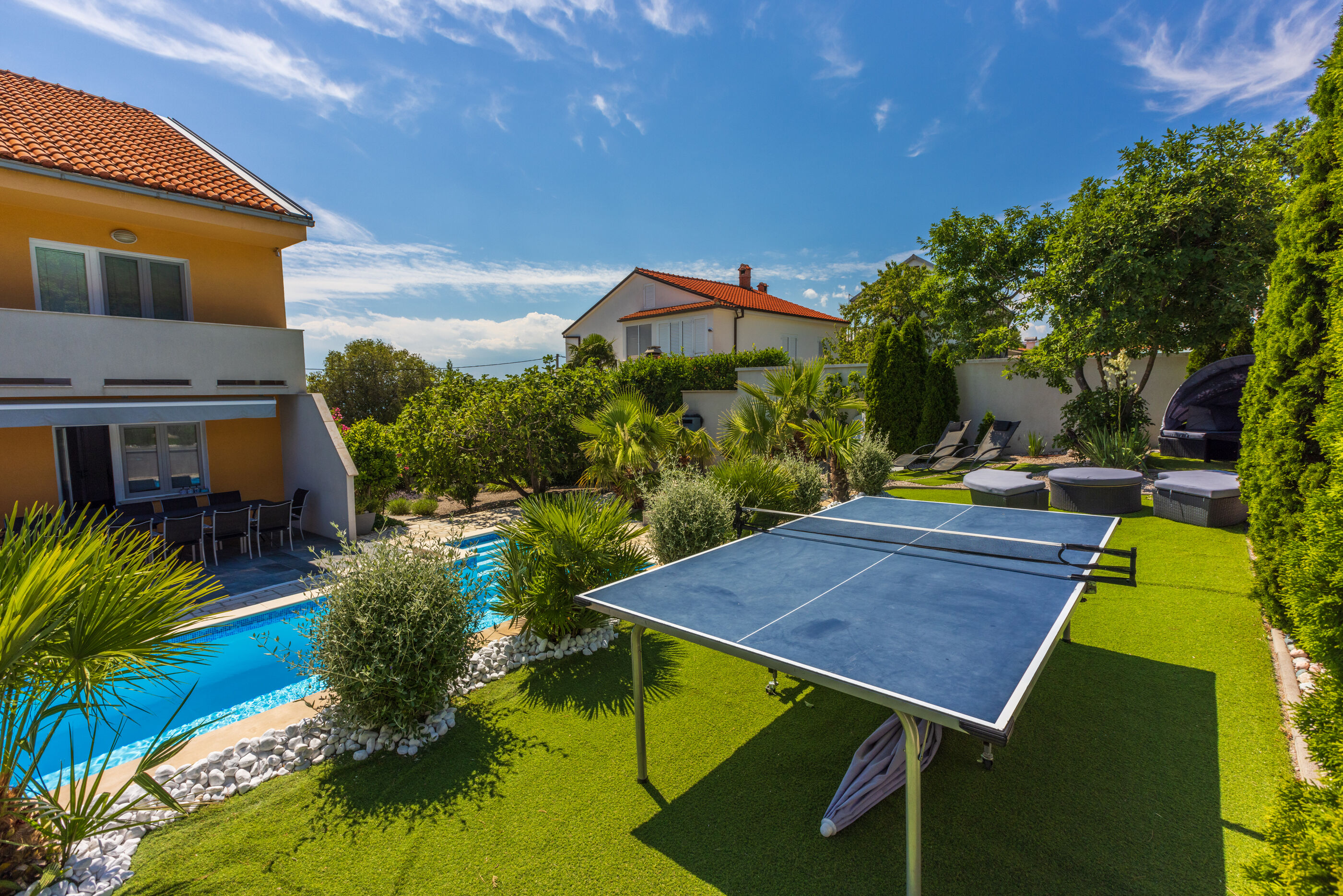 House Moderna 2 62699-A1