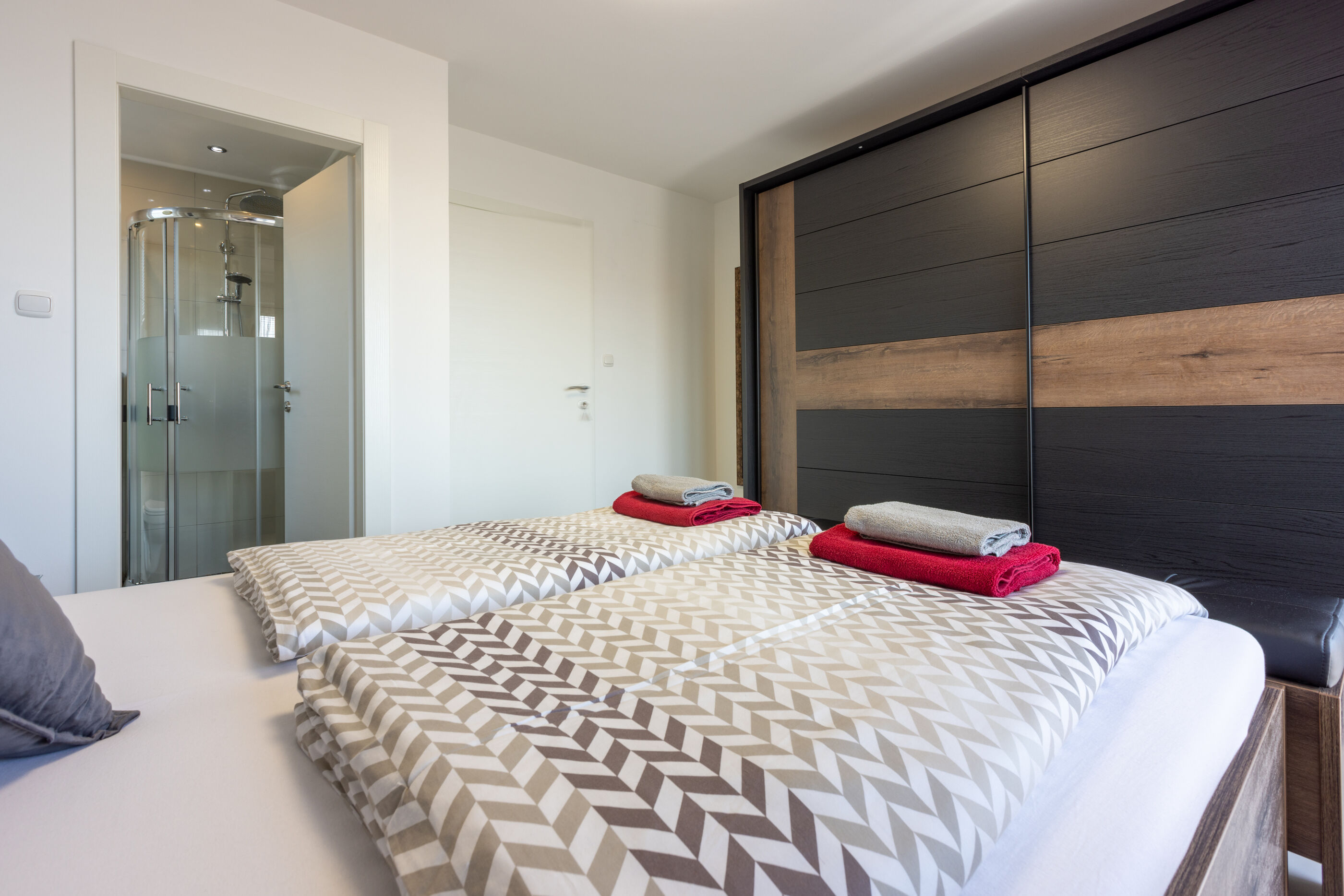 House Moderna 2 62699-A1