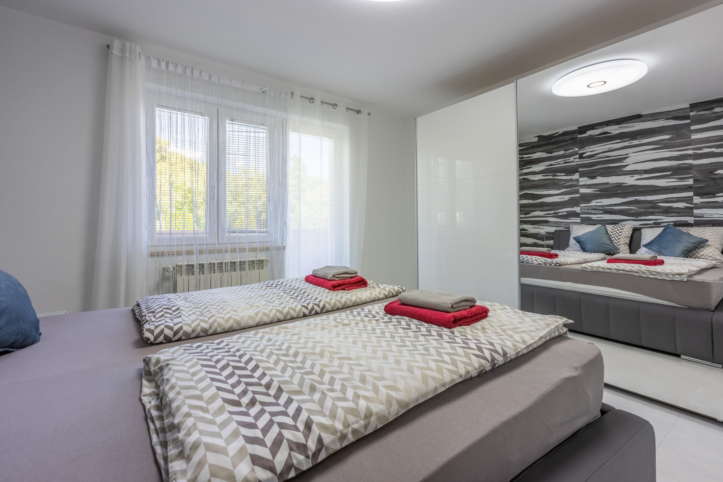 House Moderna 2 62699-A1