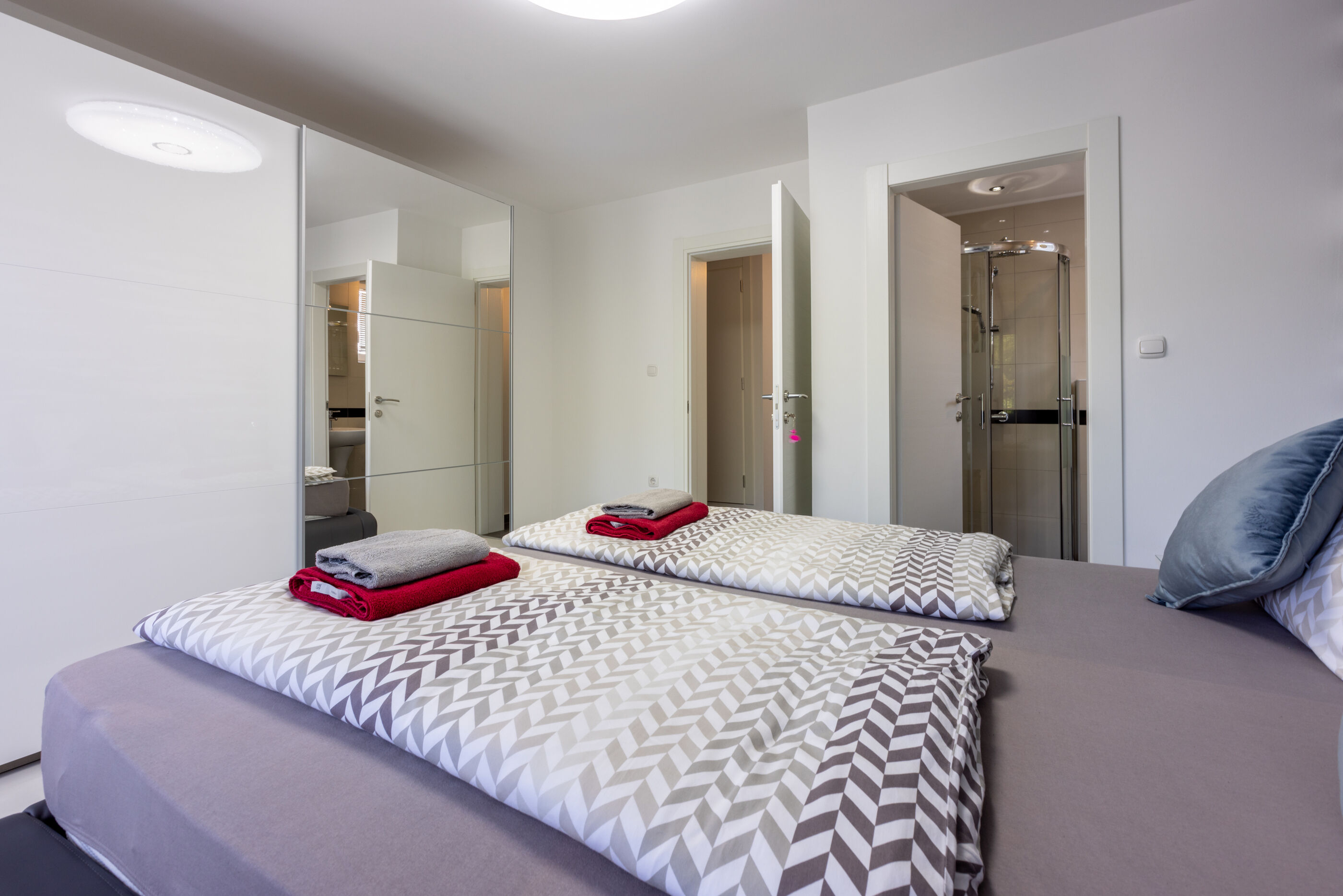 House Moderna 2 62699-A1