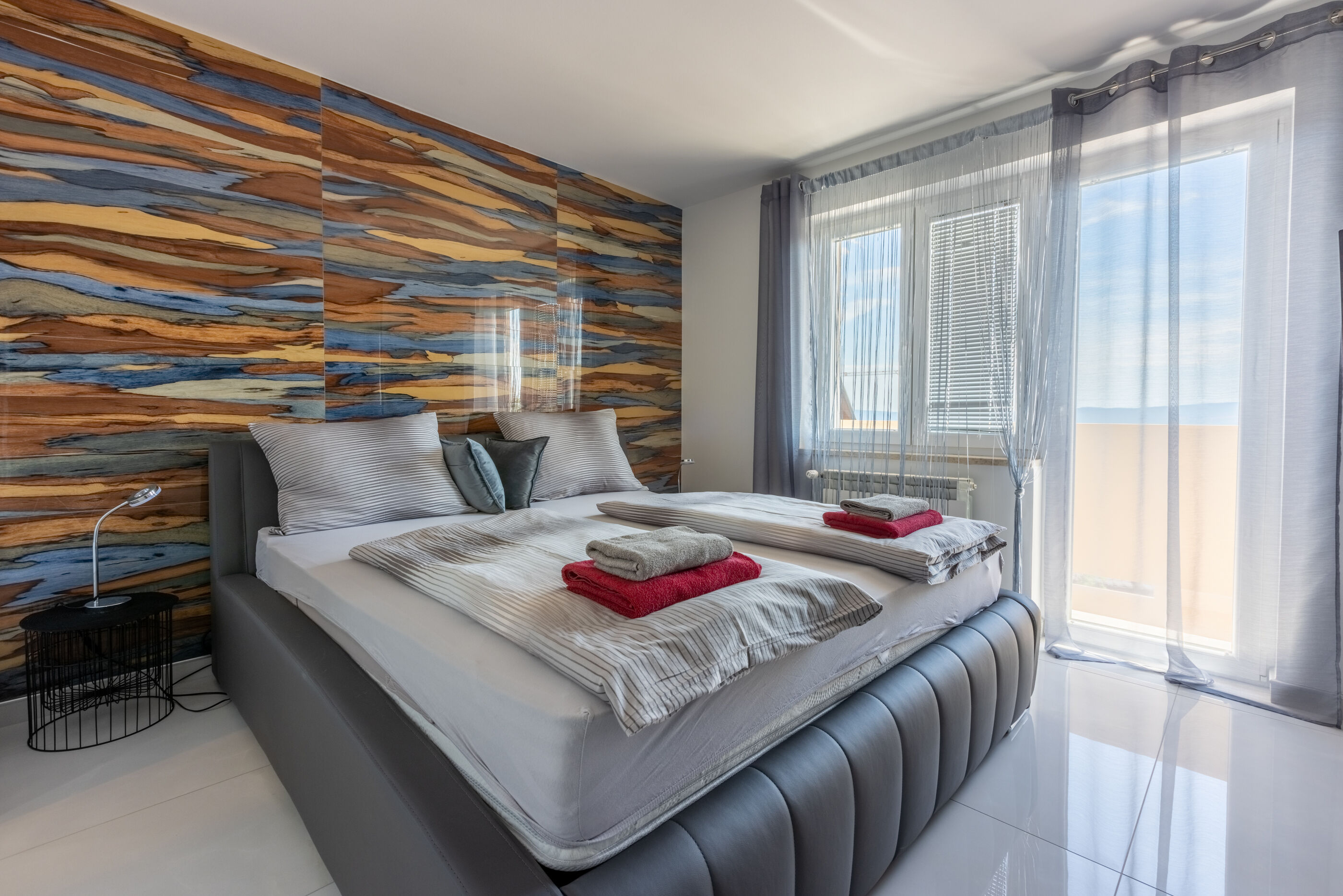 House Moderna 2 62699-A1