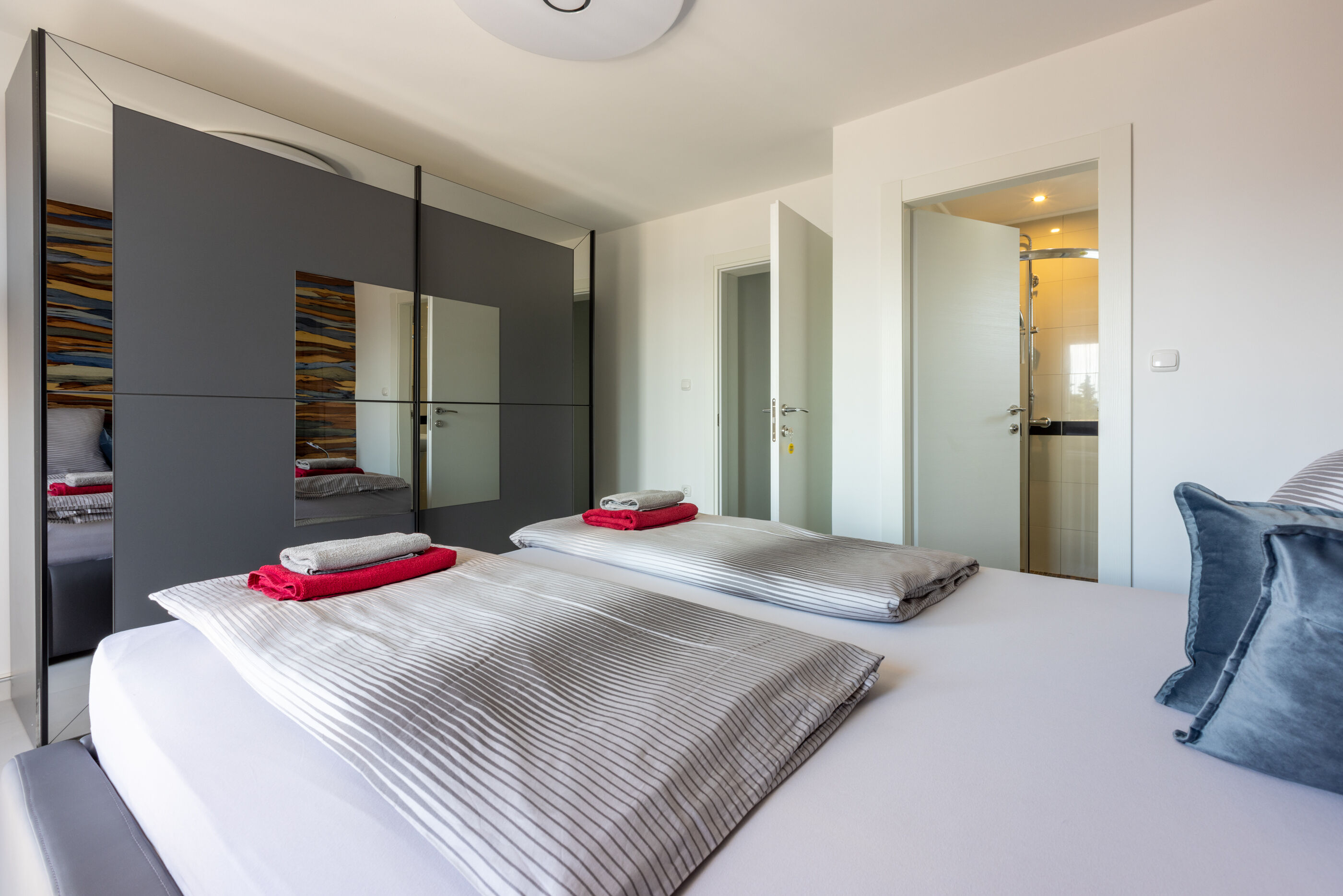 House Moderna 2 62699-A1