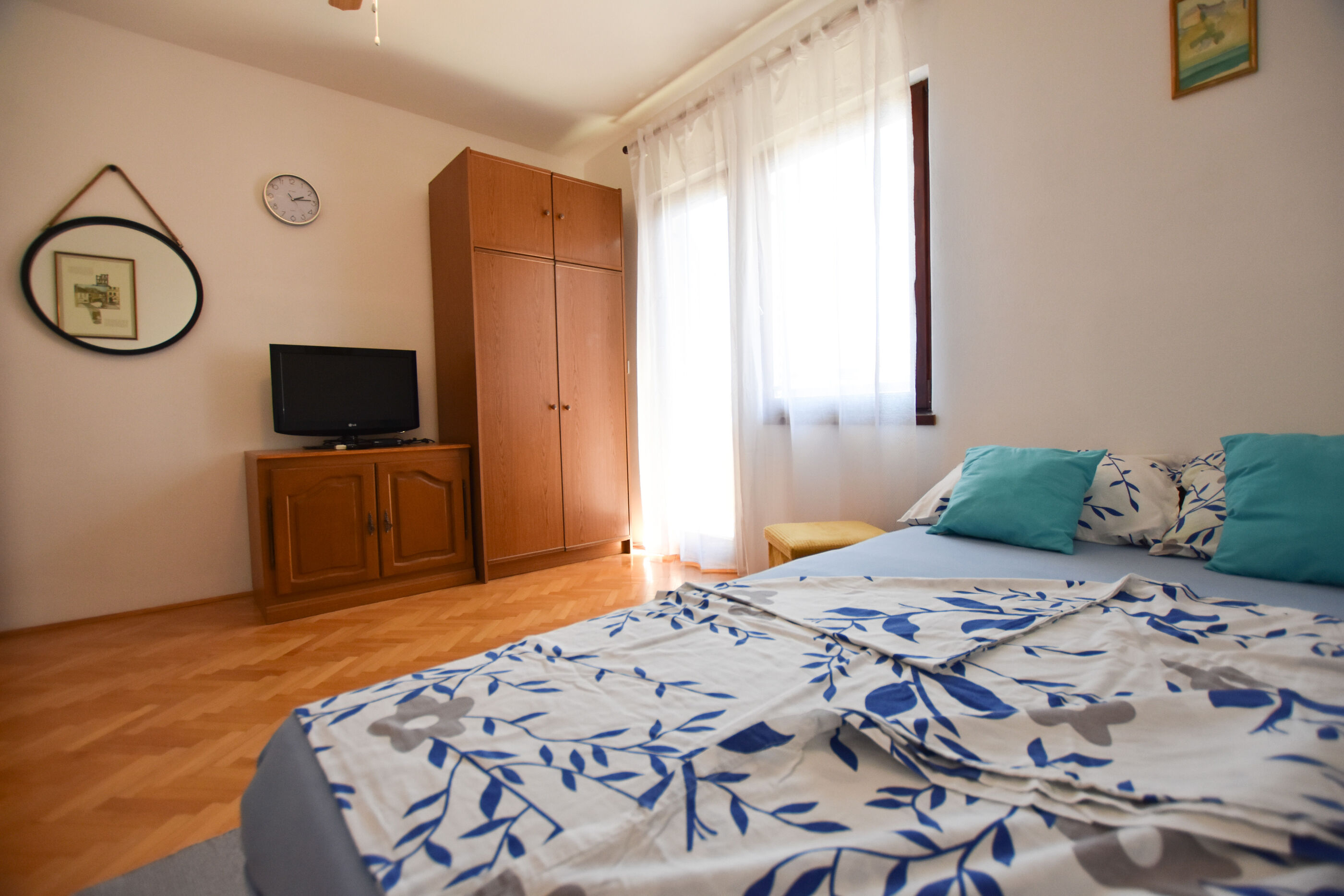 Room Vesna 62261-S1