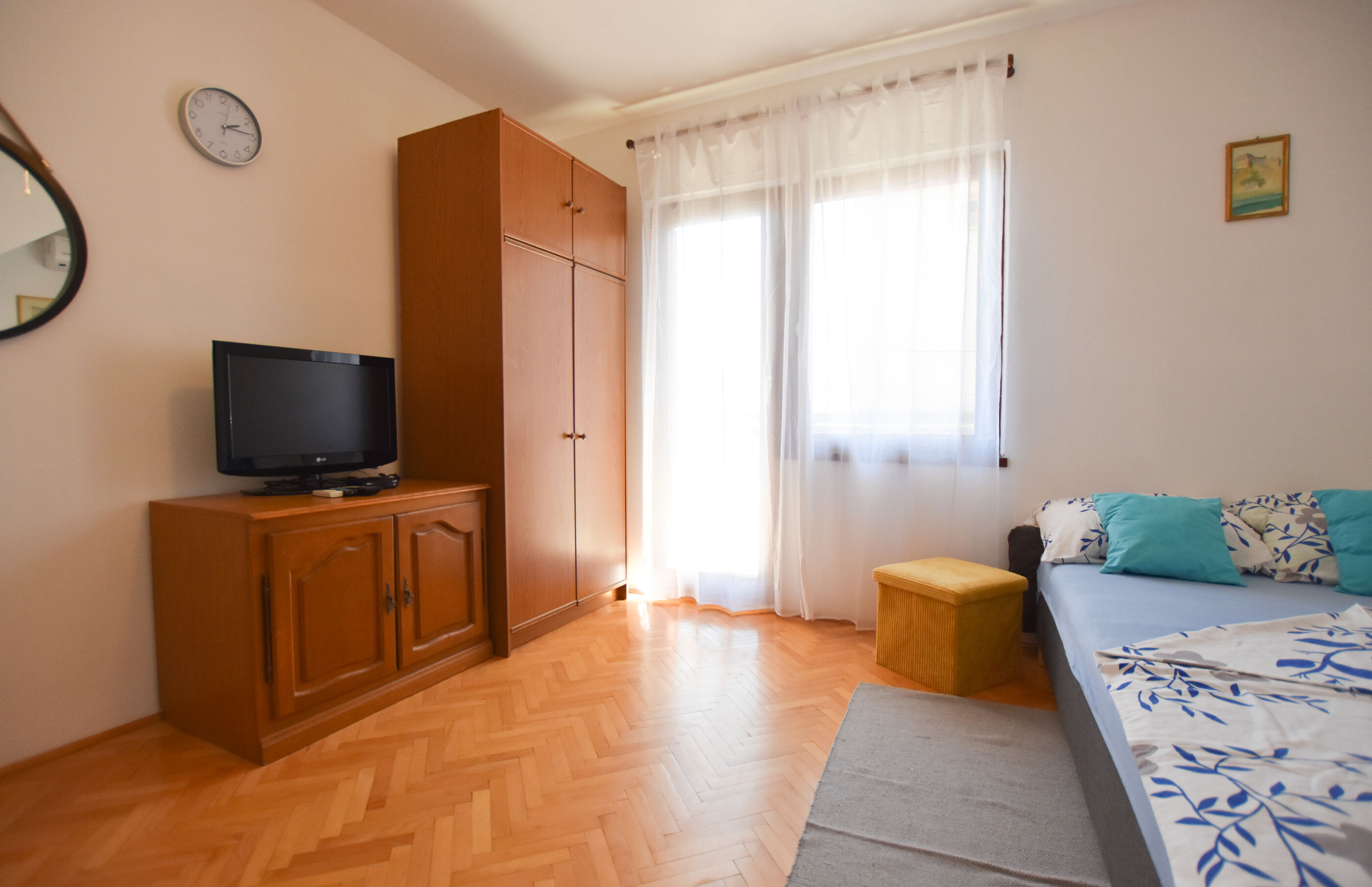Room Vesna 62261-S1