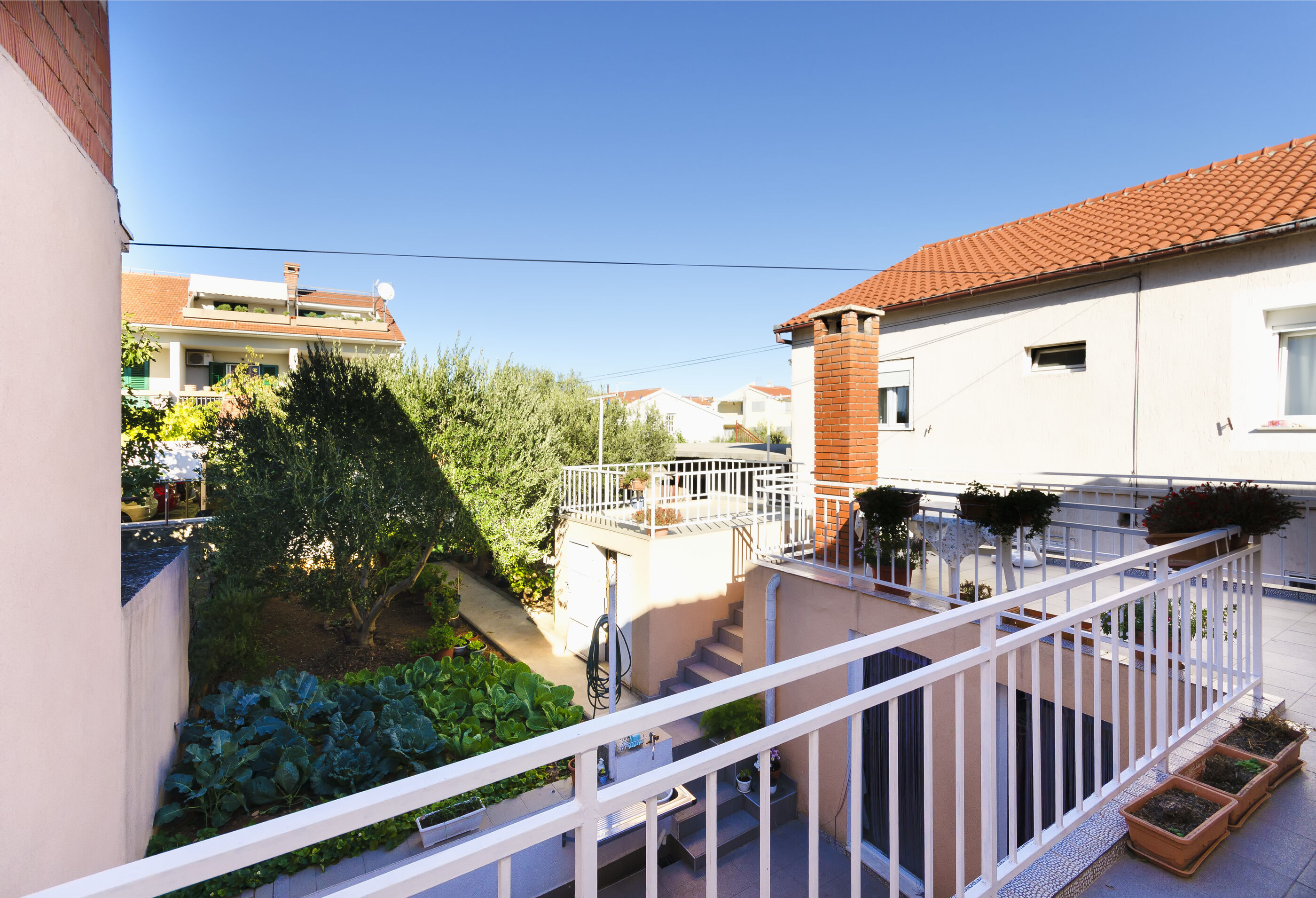 Apartment Violet 28611-A1