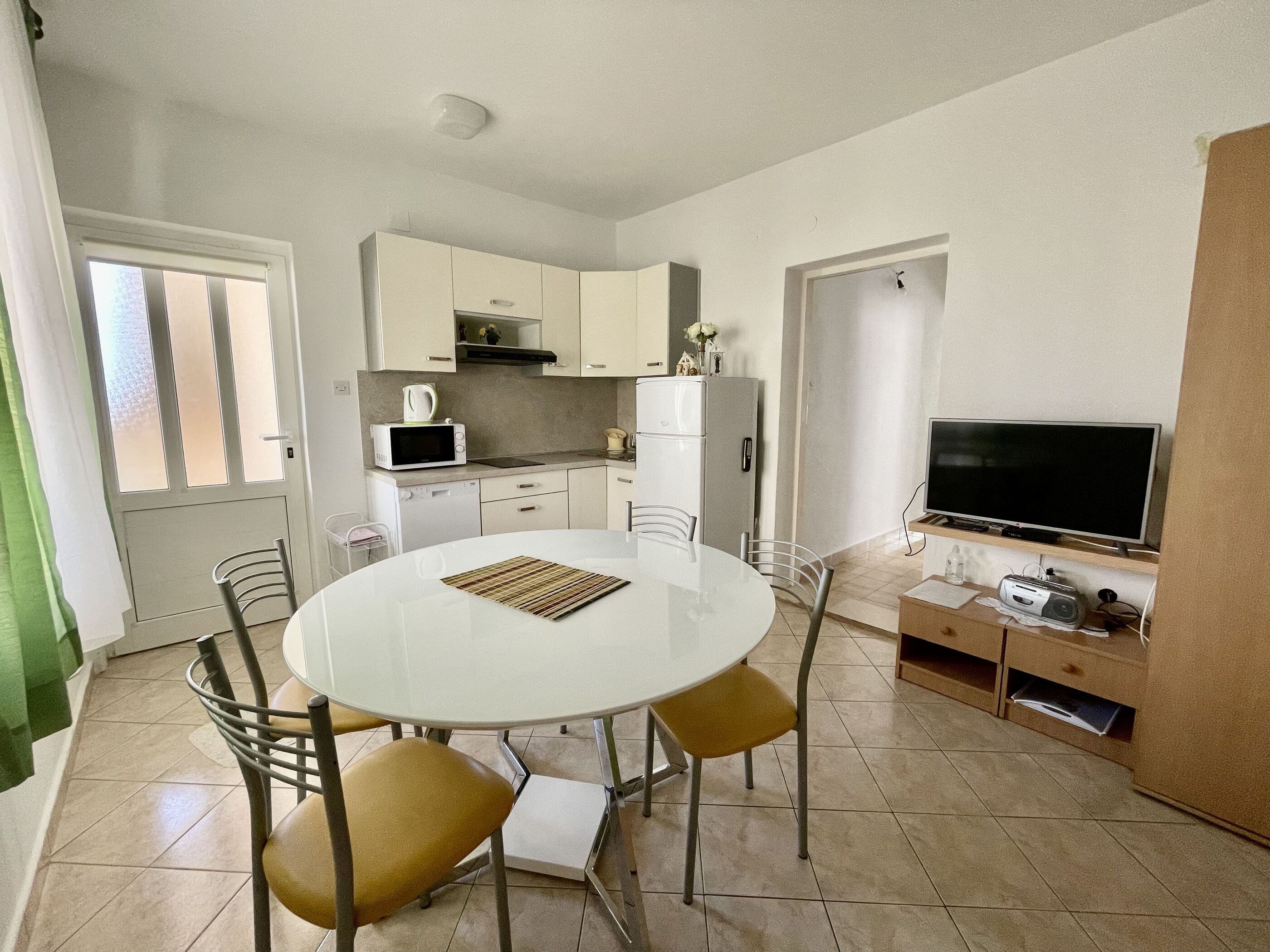 Apartments Veli Rat 89391-A1