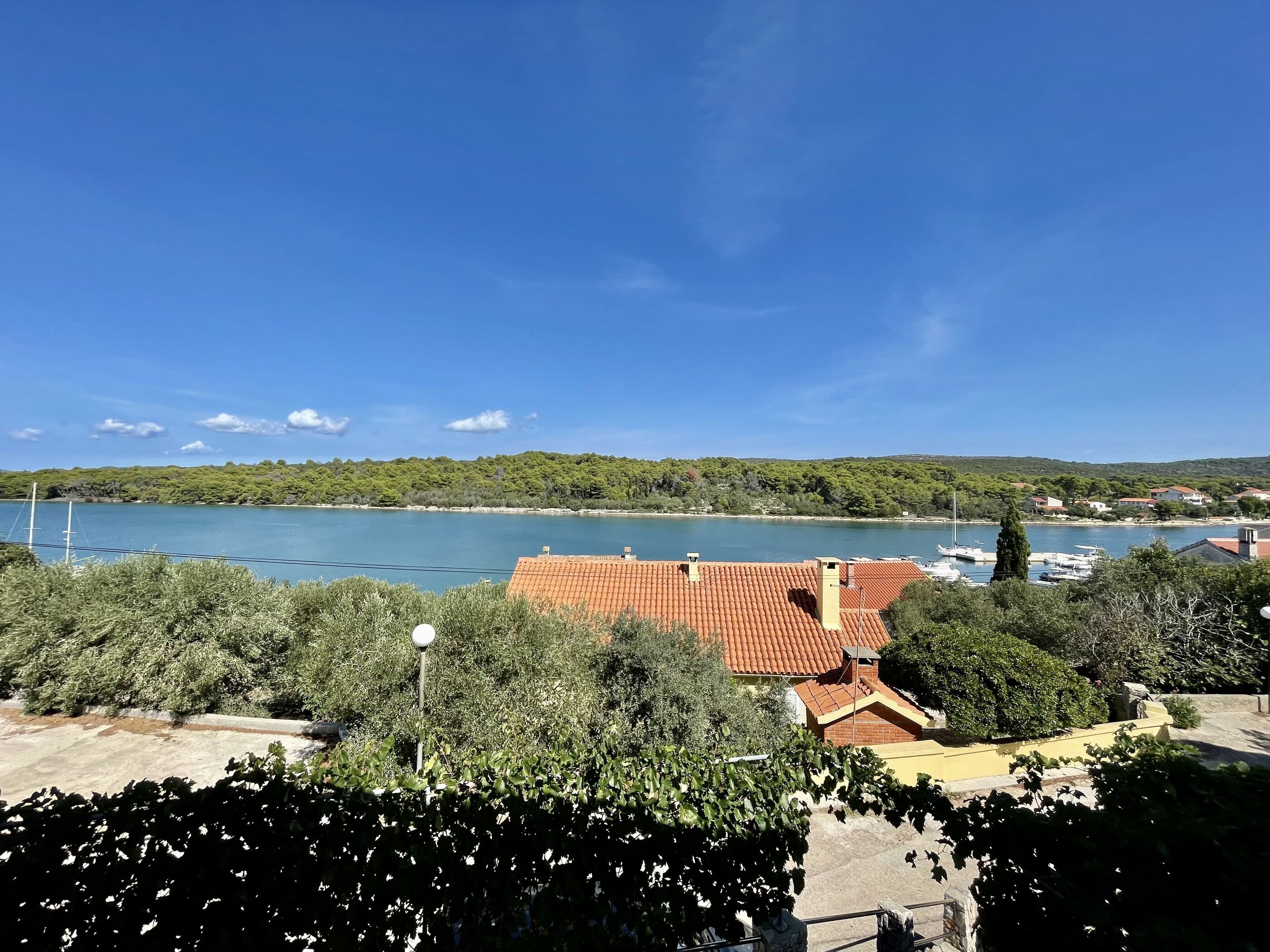 Apartments Veli Rat 89391-A2